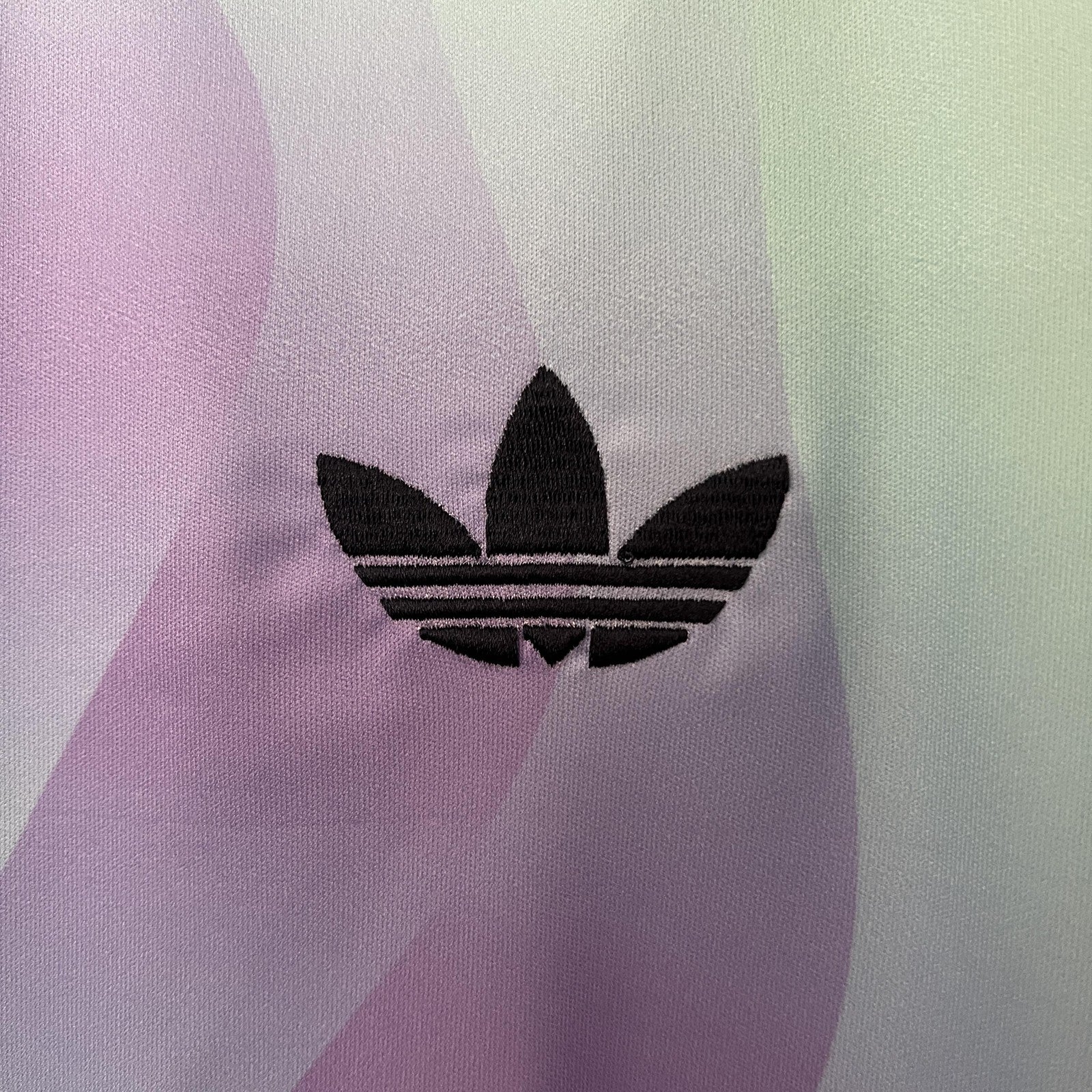 24 25 Arsenal Third Away