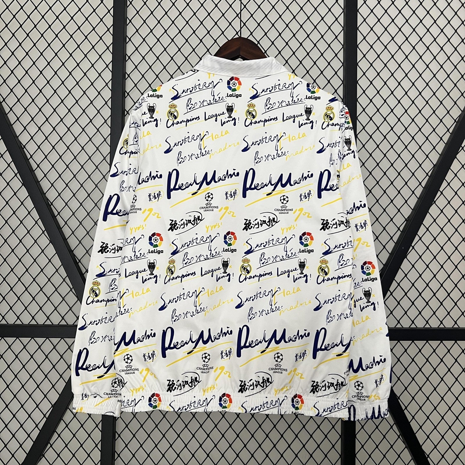 24 25 Real Madrid Trench Coat Reversible 4