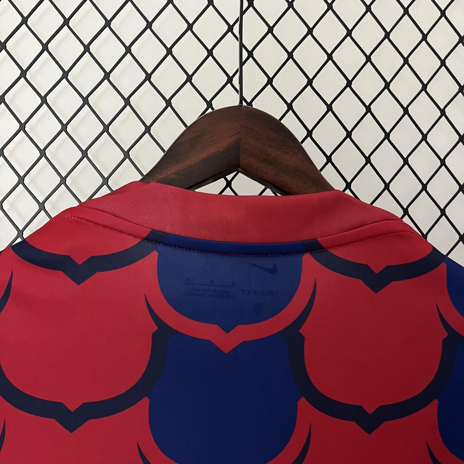 24 25 Barcelona Training Wear