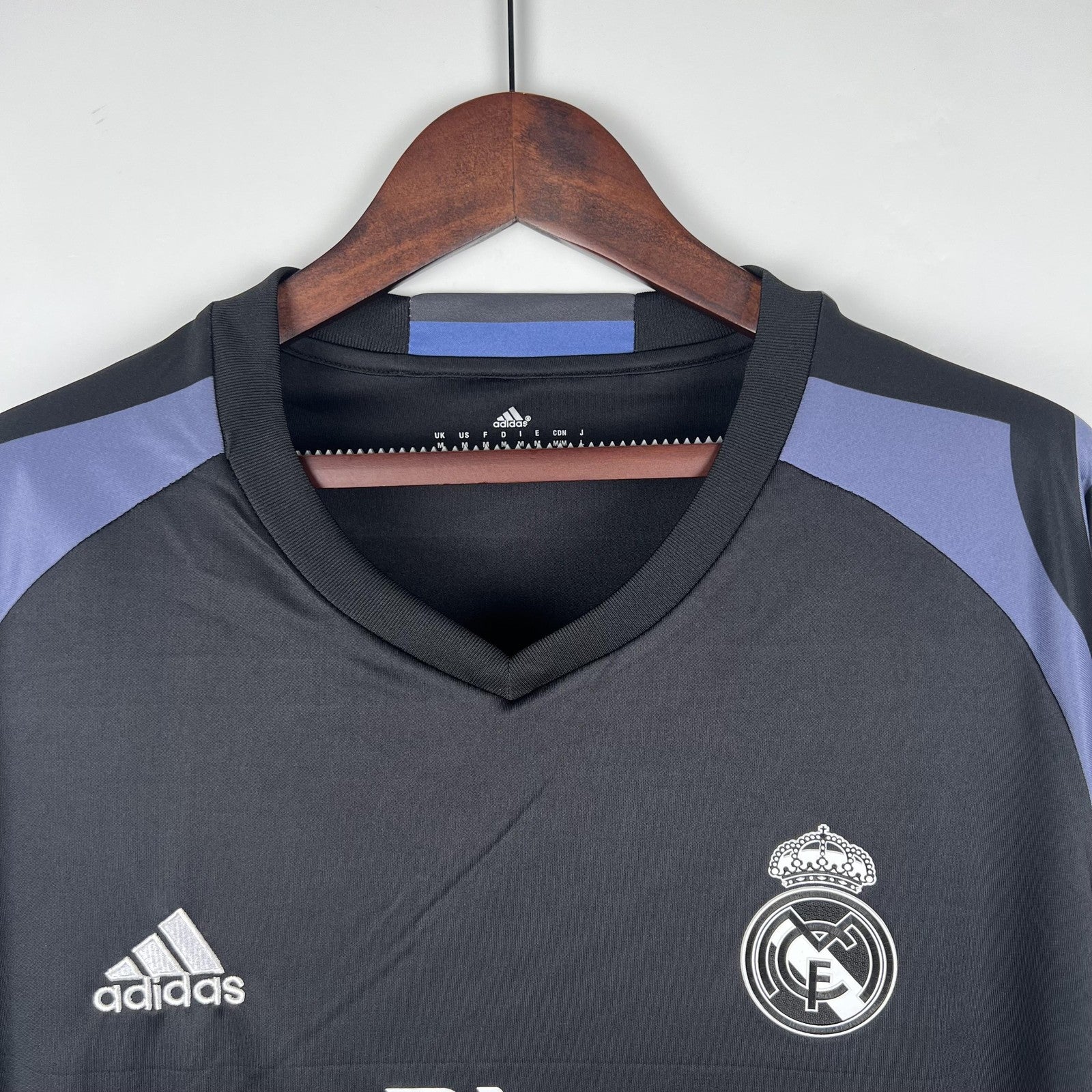 Retro Long Sleeve Real Madrid 16 17 Third Away