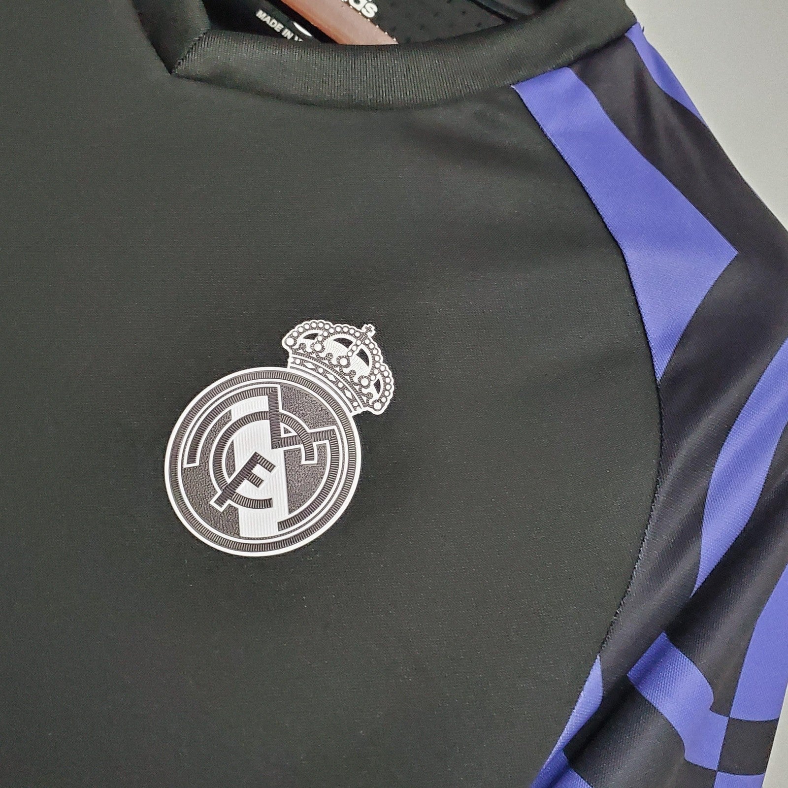 Retro Real Madrid 15 16 Third Away
