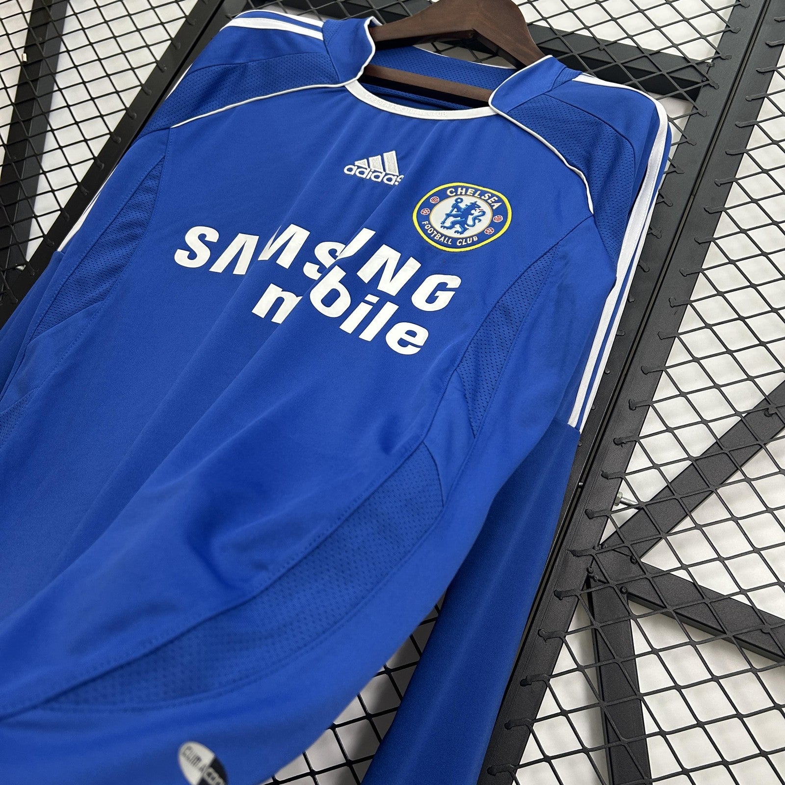 Retro Long Sleeve Chelsea Home