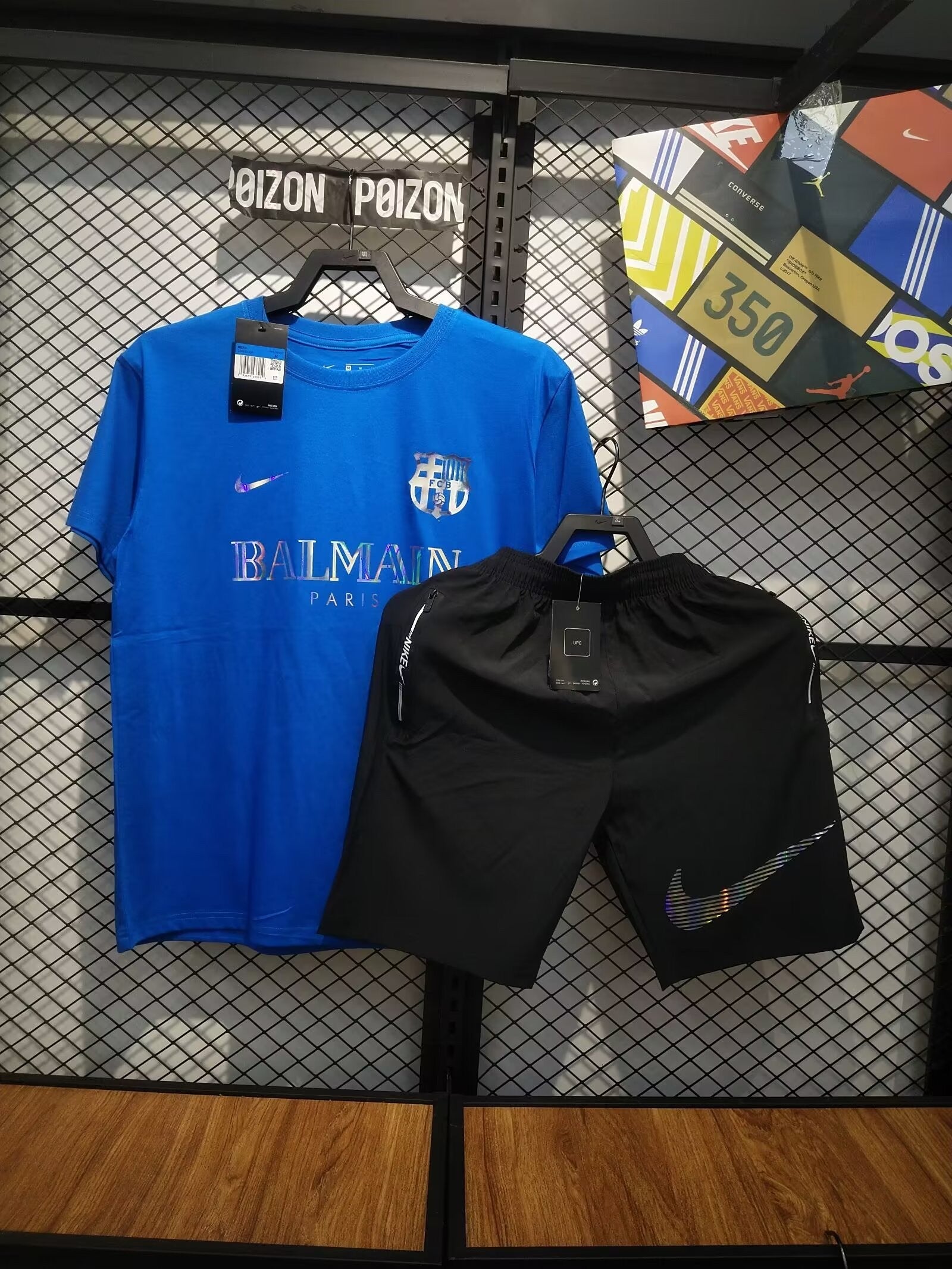 24 25 Barcelona Joint Edition 2