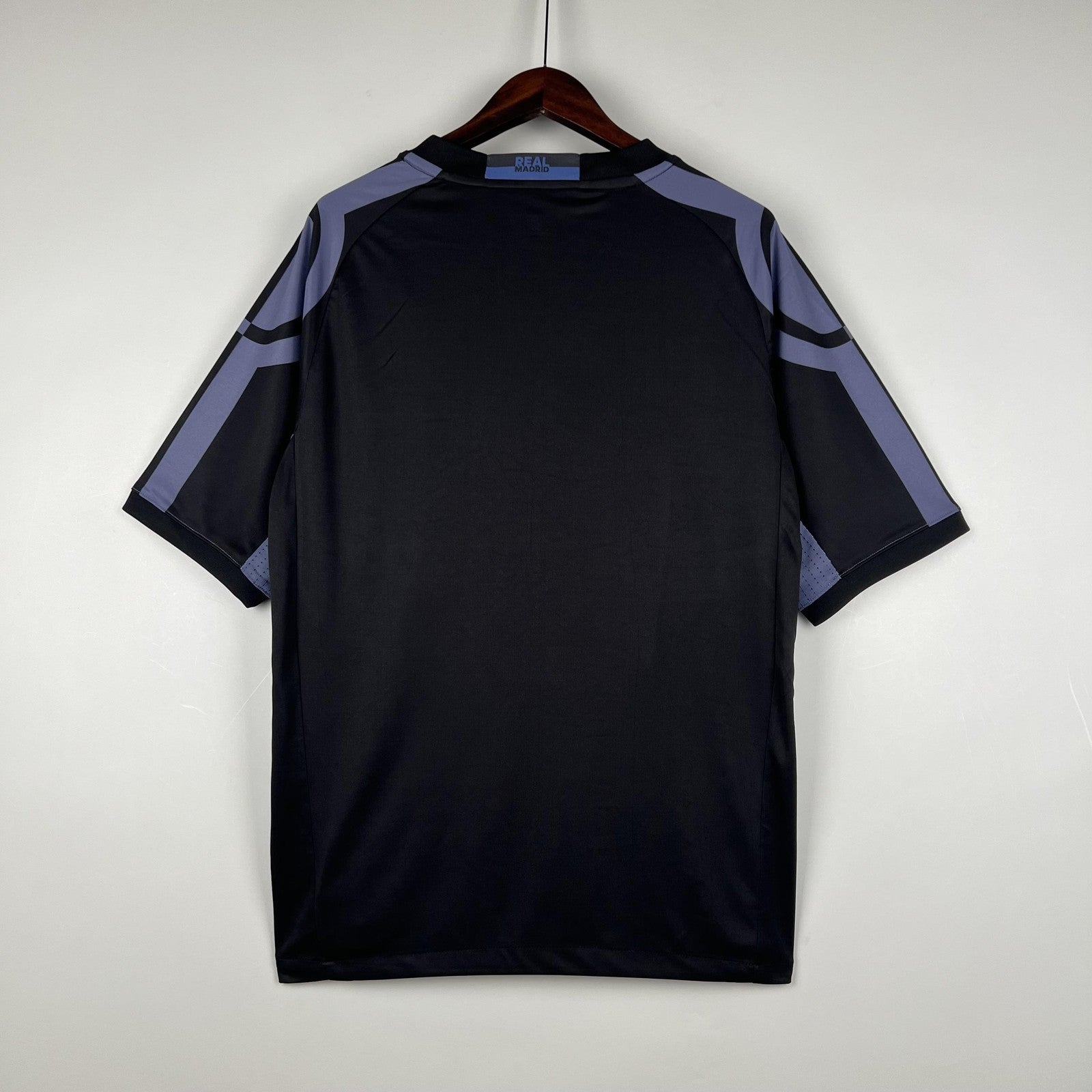 Retro Real Madrid 16 17 Third Away