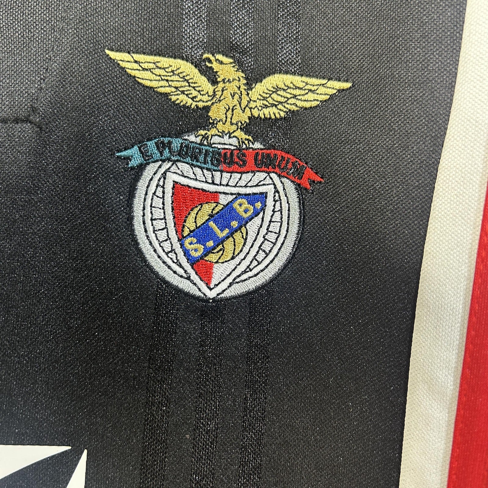 Retro 97 98 Benfica Away