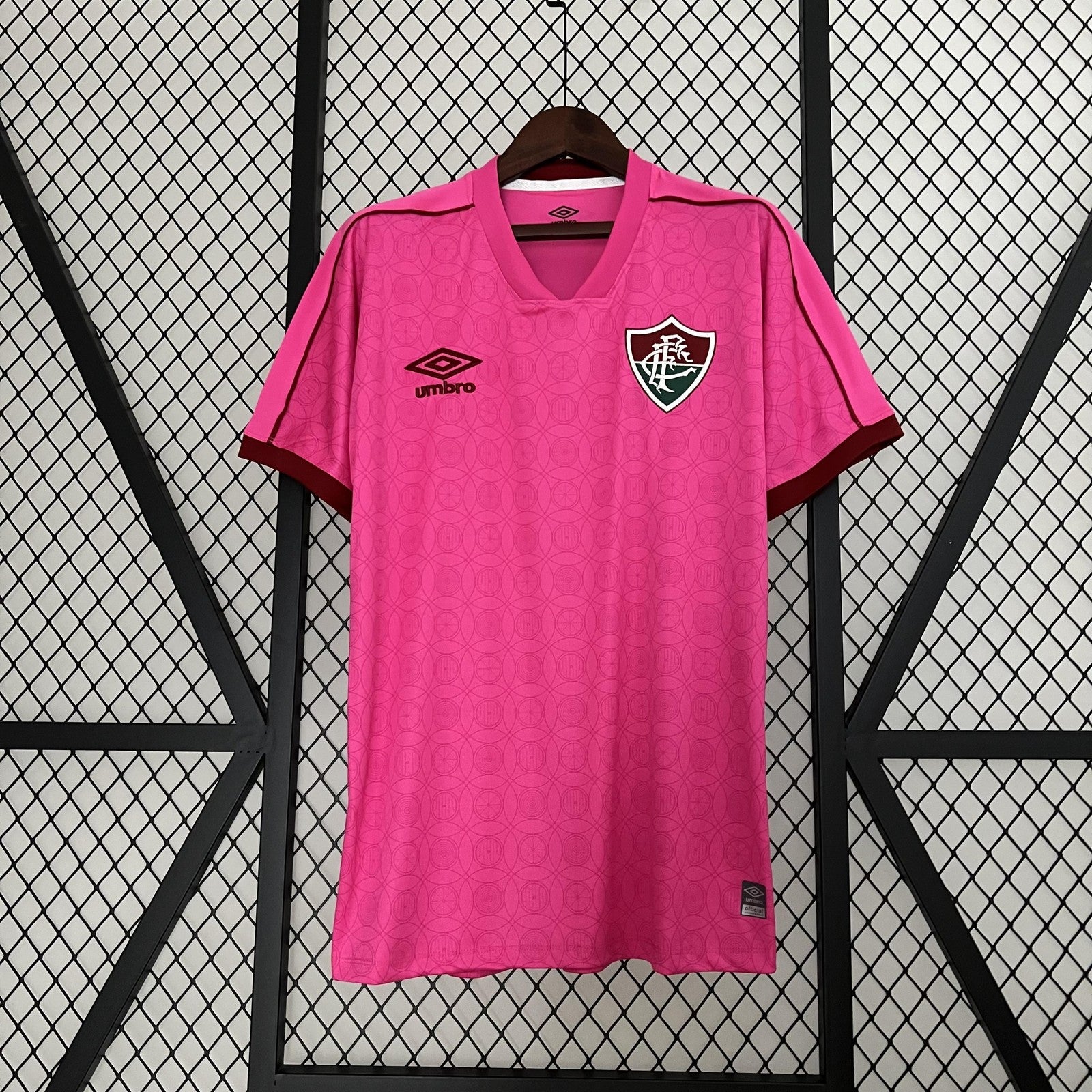 23 24 Fluminense Pink