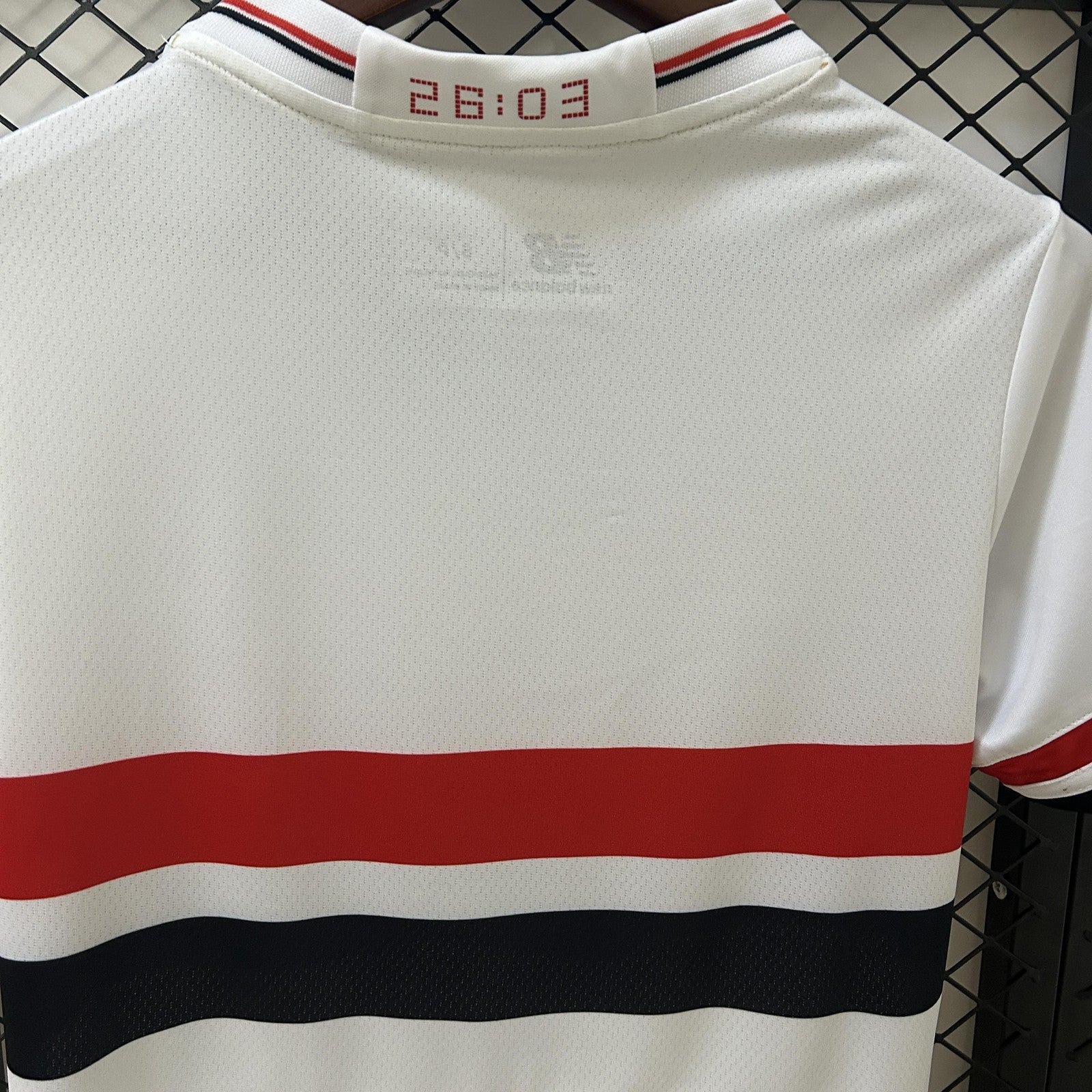 25 26 Women Sao Paulo Home