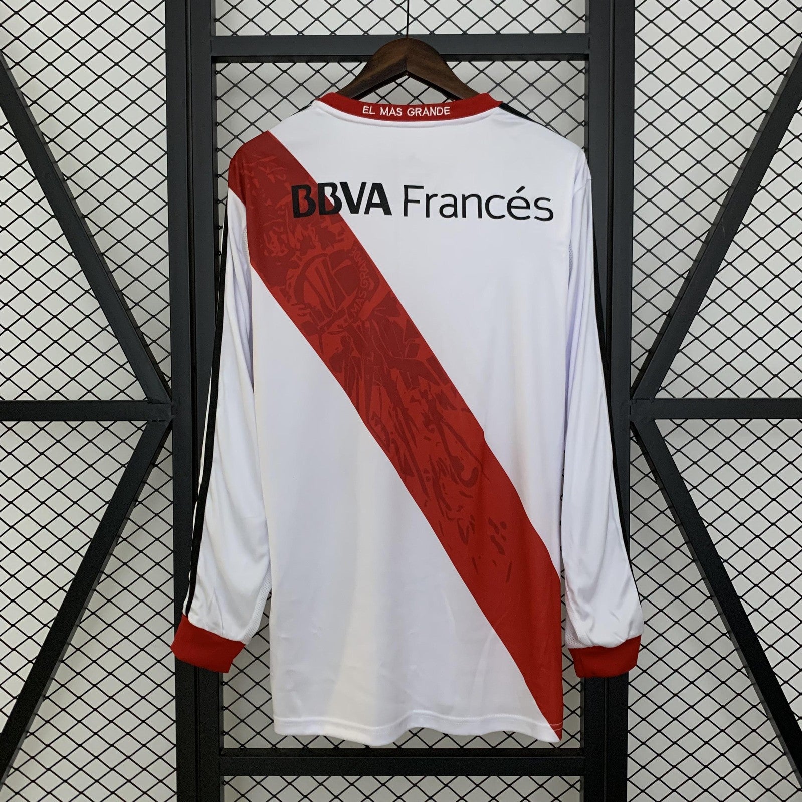 Retro Long Sleeve River Plate 13 14 Home
