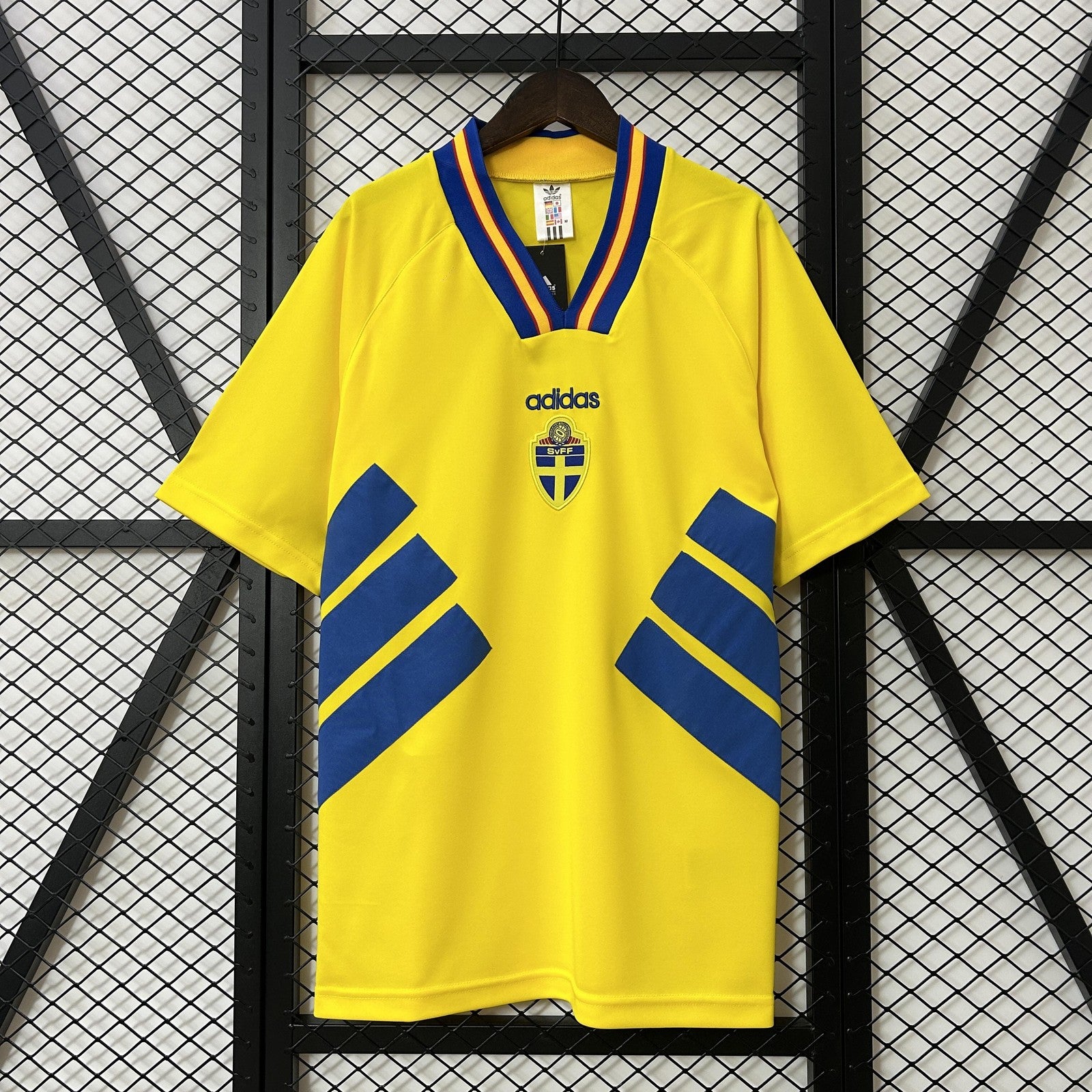 Retro Sweden 1994 Home