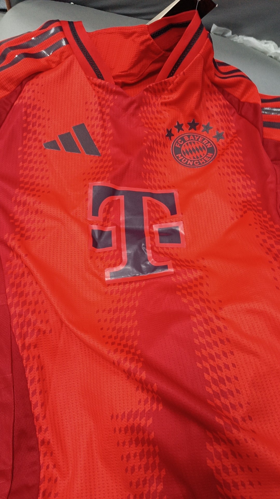 24 25 Player Bayern Munich Home