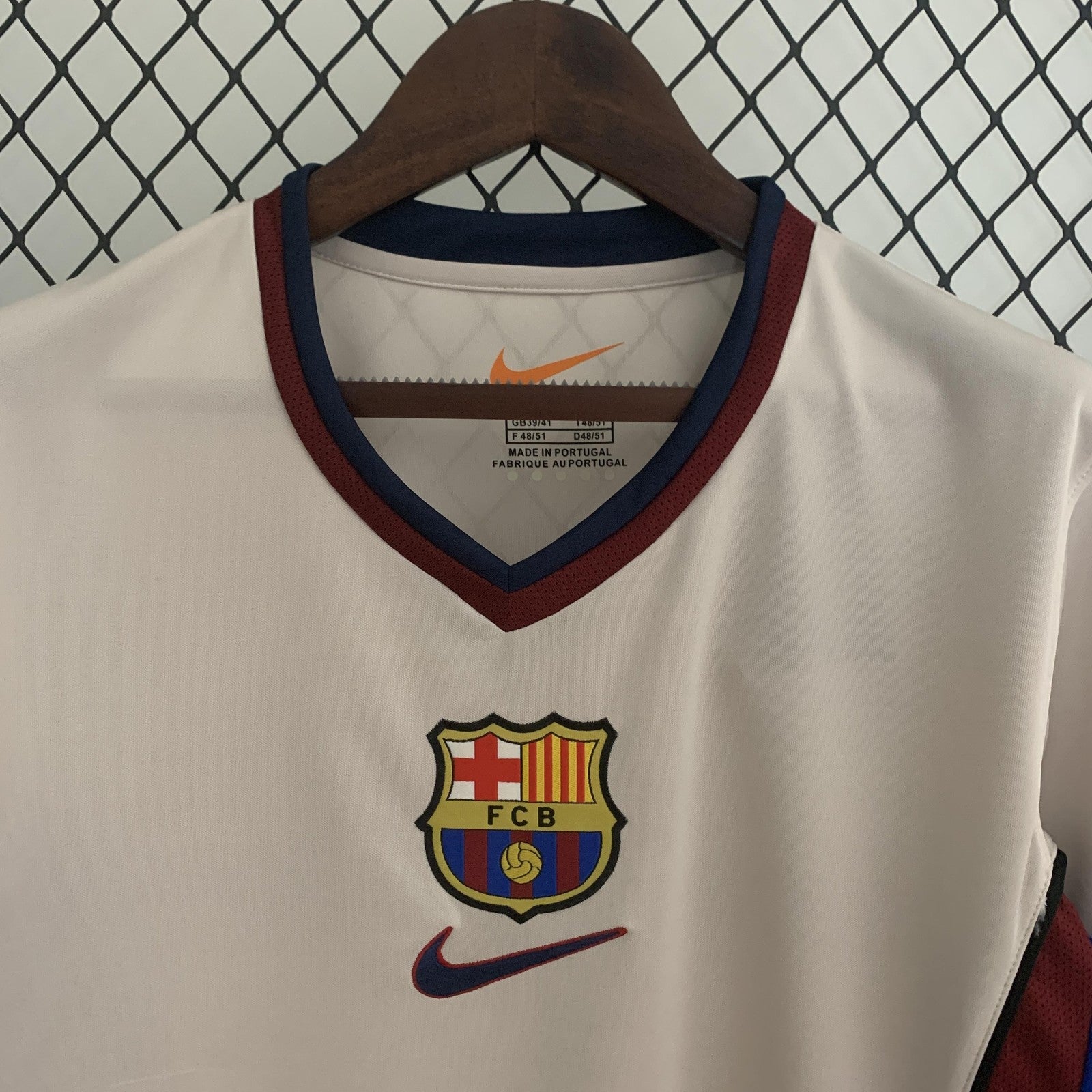 Retro Barcelona 98 99 Away