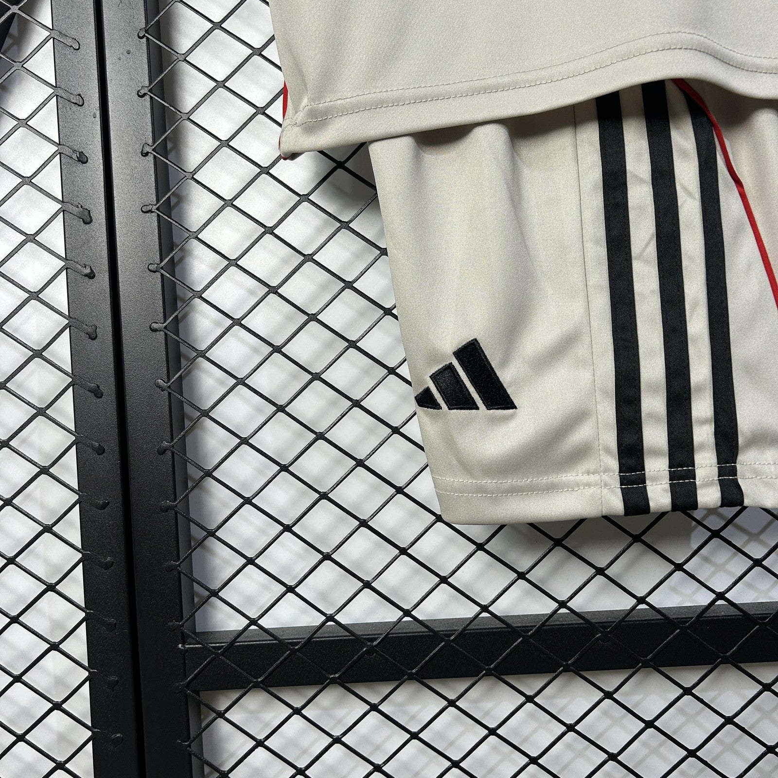 25 26 Kids Benfica Away