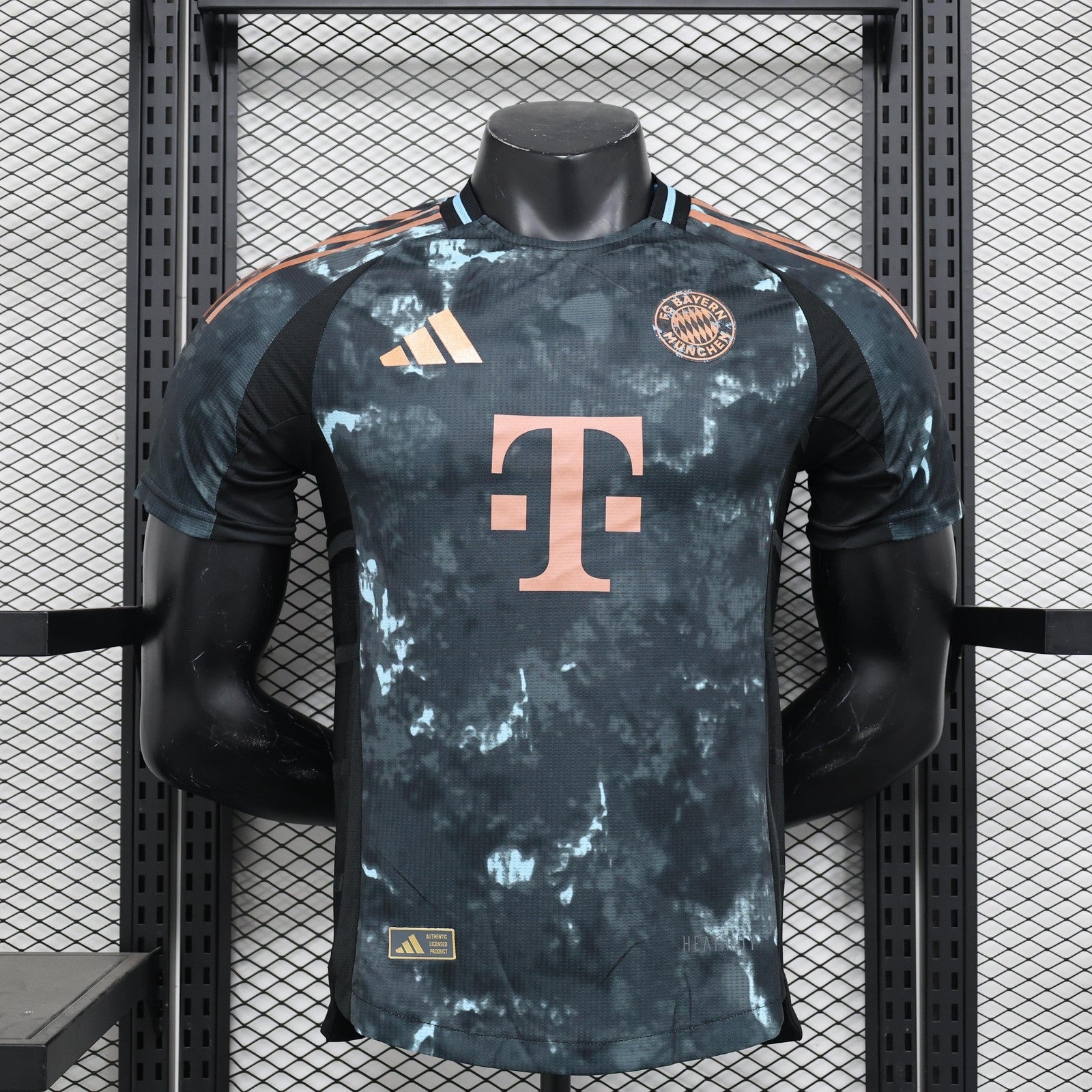 24 25 Player Bayern Munich Away