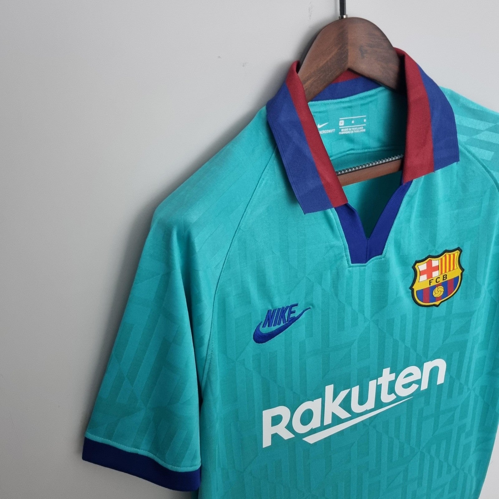 19 20 Barcelona Third Away