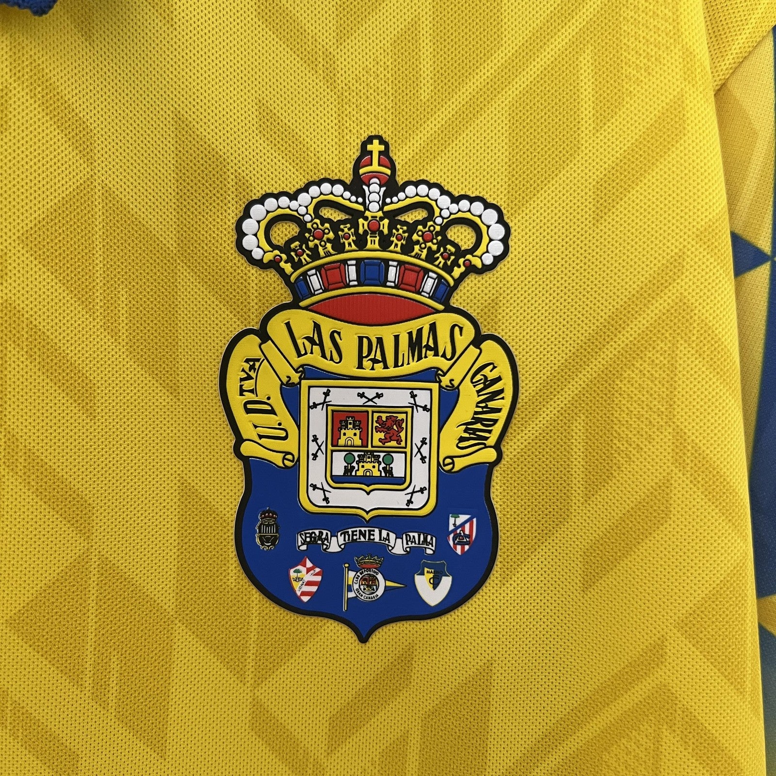 24 25 Las Palmas Home