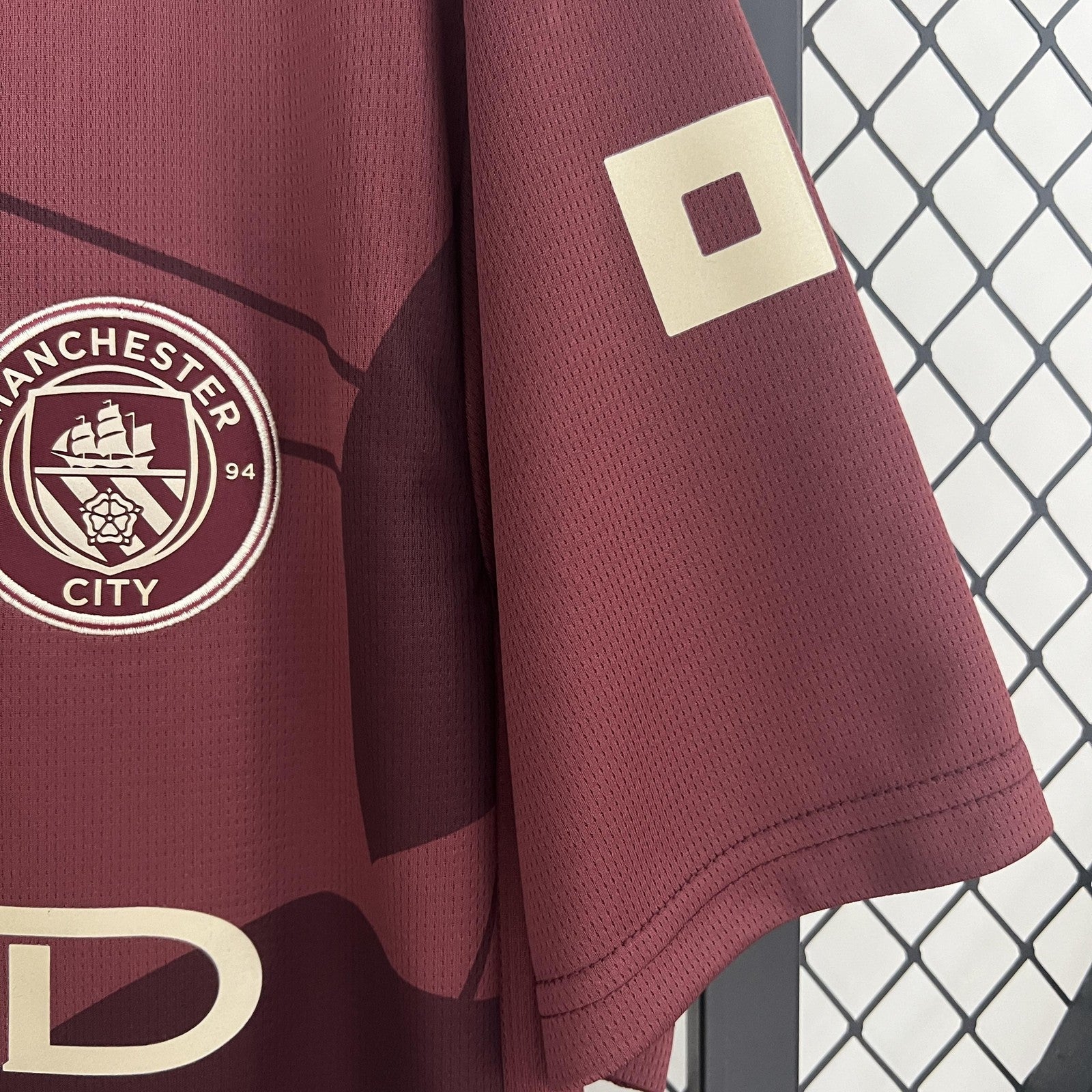 24 25 Manchester City Third Away