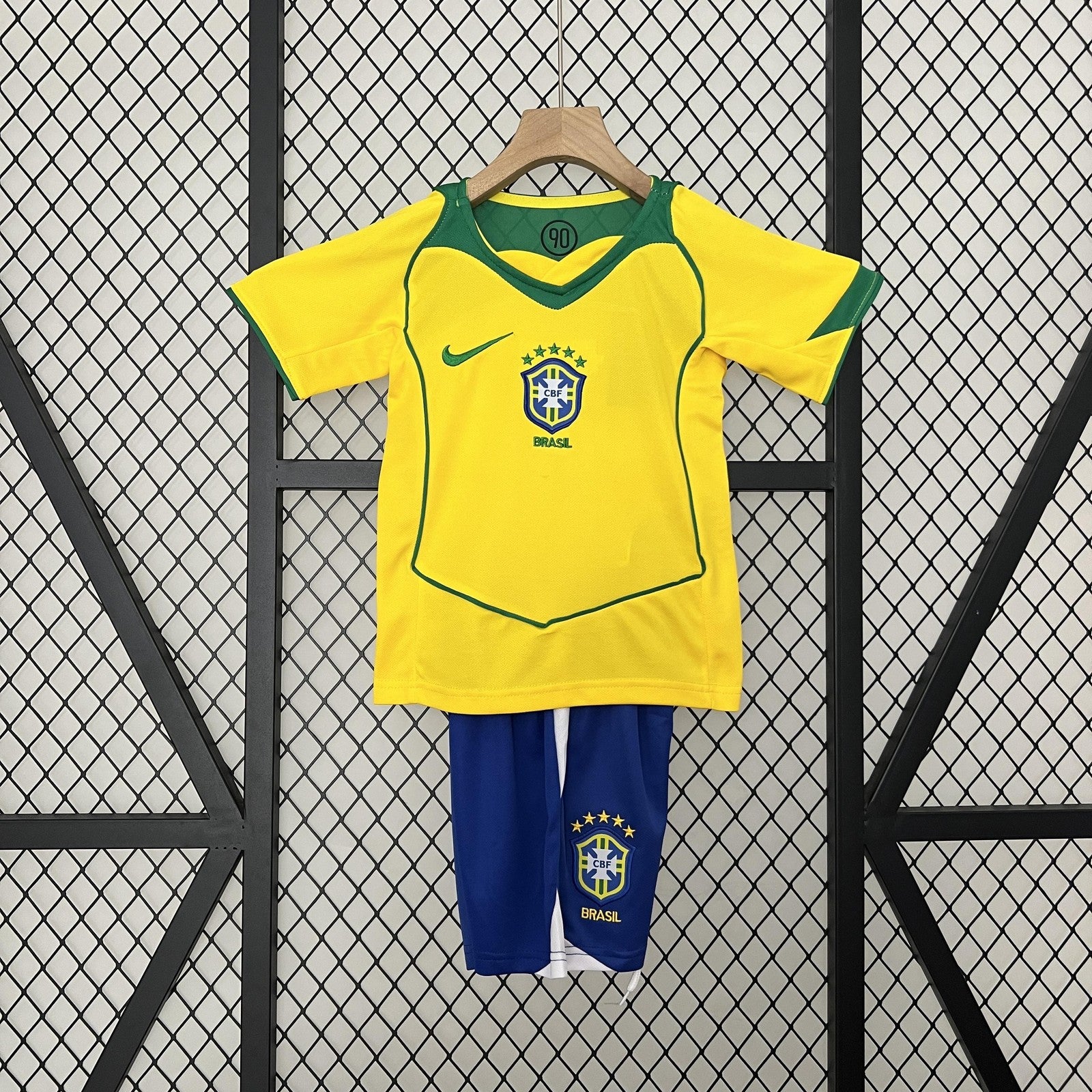 Kids Brazil 2004 Home
