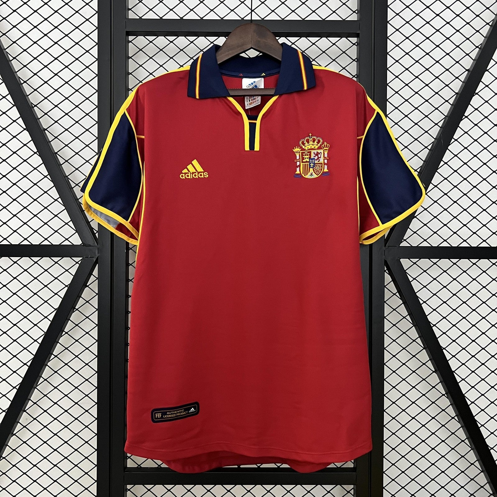 Retro Spain 2000 Home