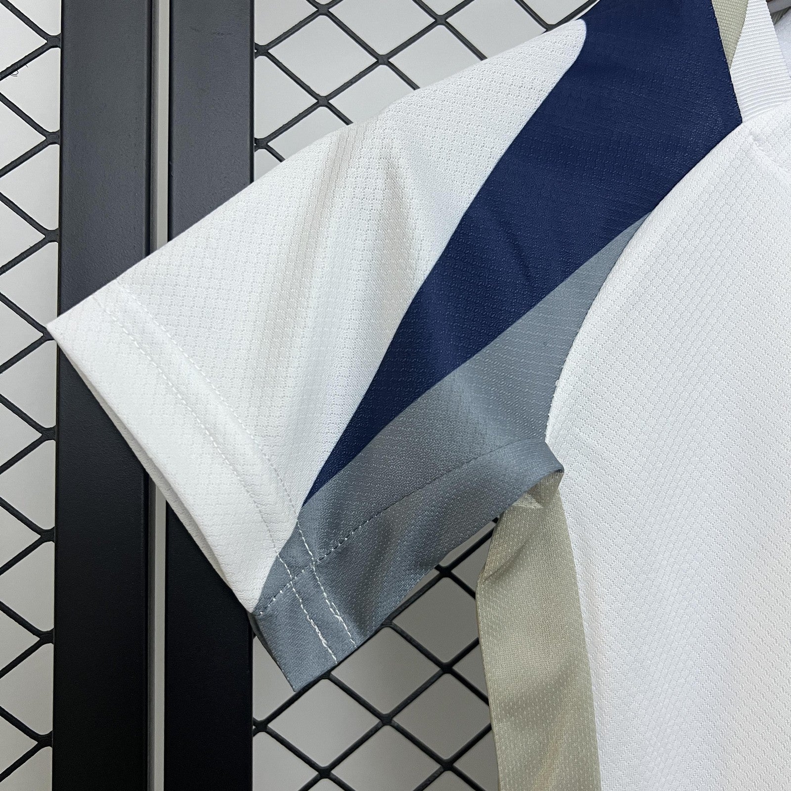 25 26 Kids Tottenham Home