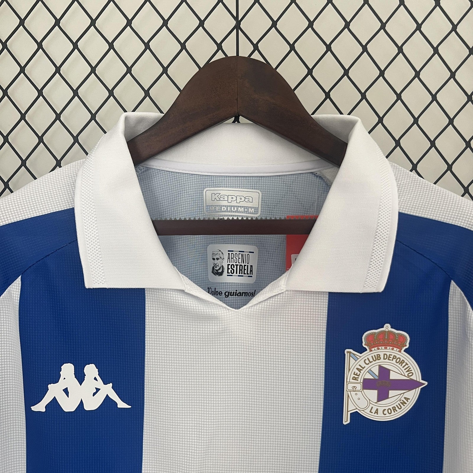 24 25 Deportivo La Coruna Home
