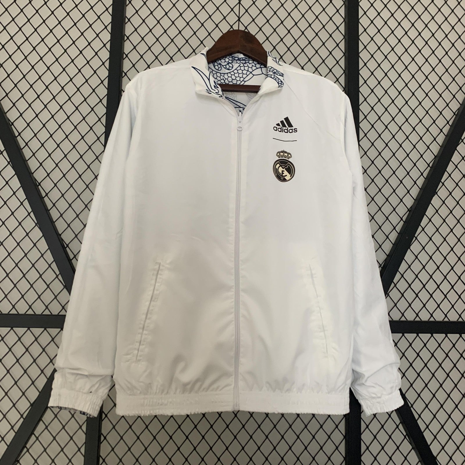 23 24 Real Madrid Trench Coat Reversible 3