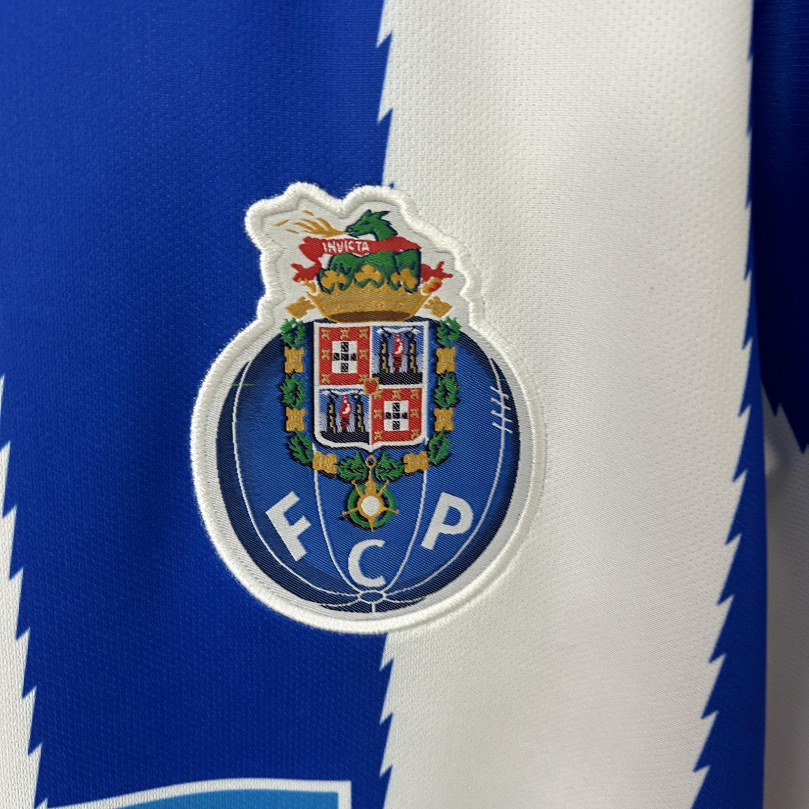 Retro Porto 10 11 Home