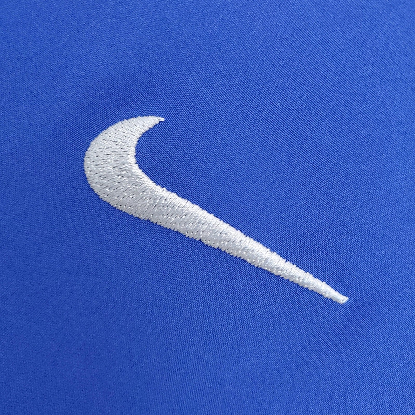 Retro M U 02 04 Away