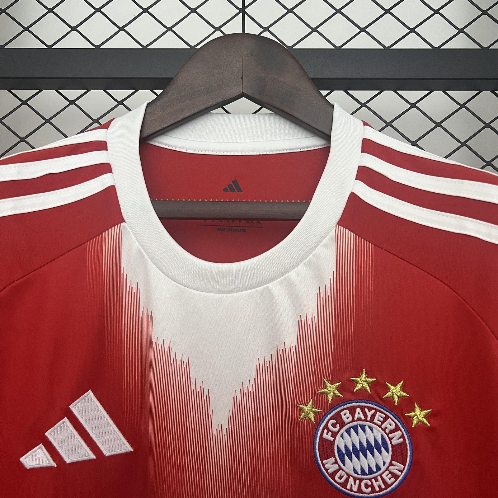 25 26 Bayern Munich Home