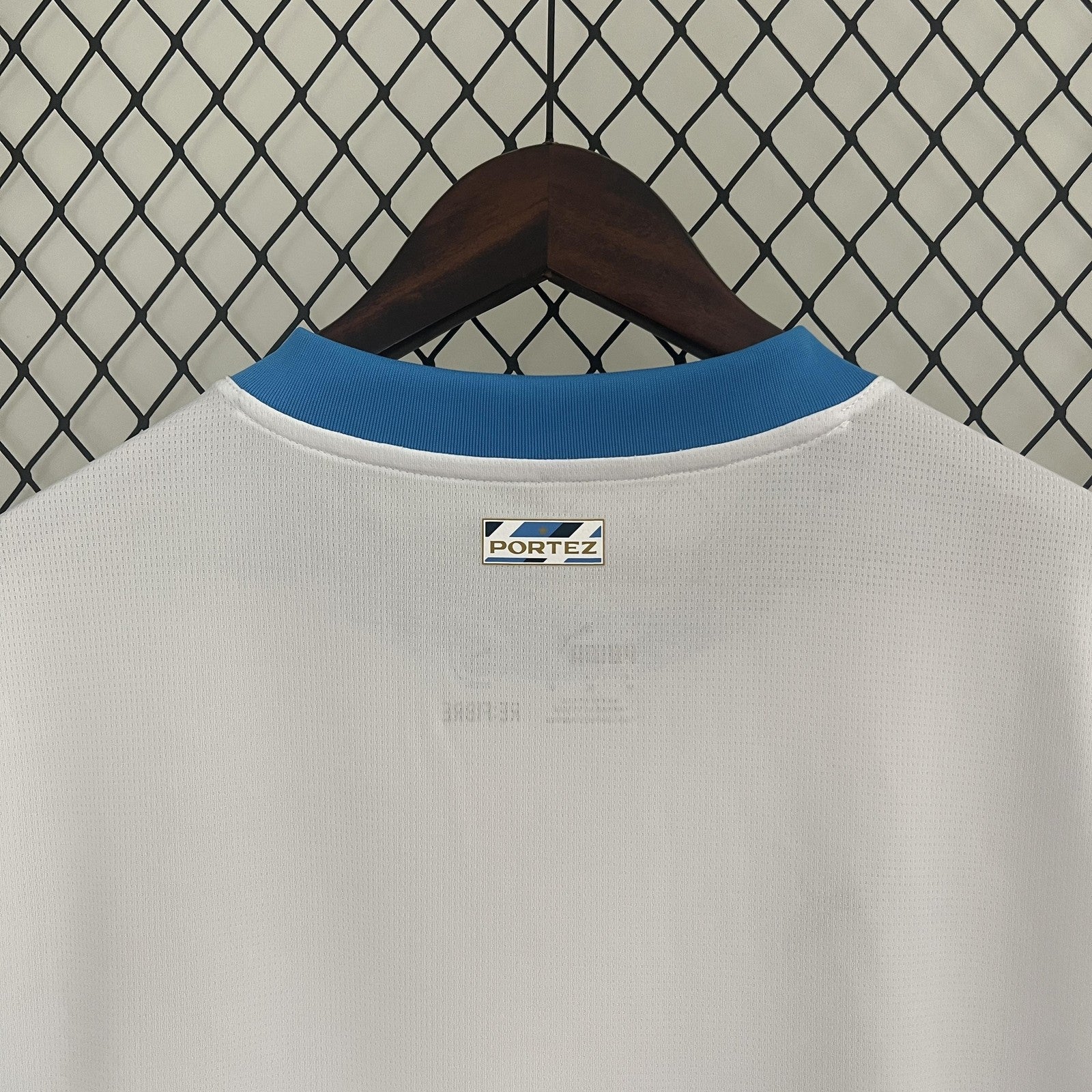 24 25 Marseille Home