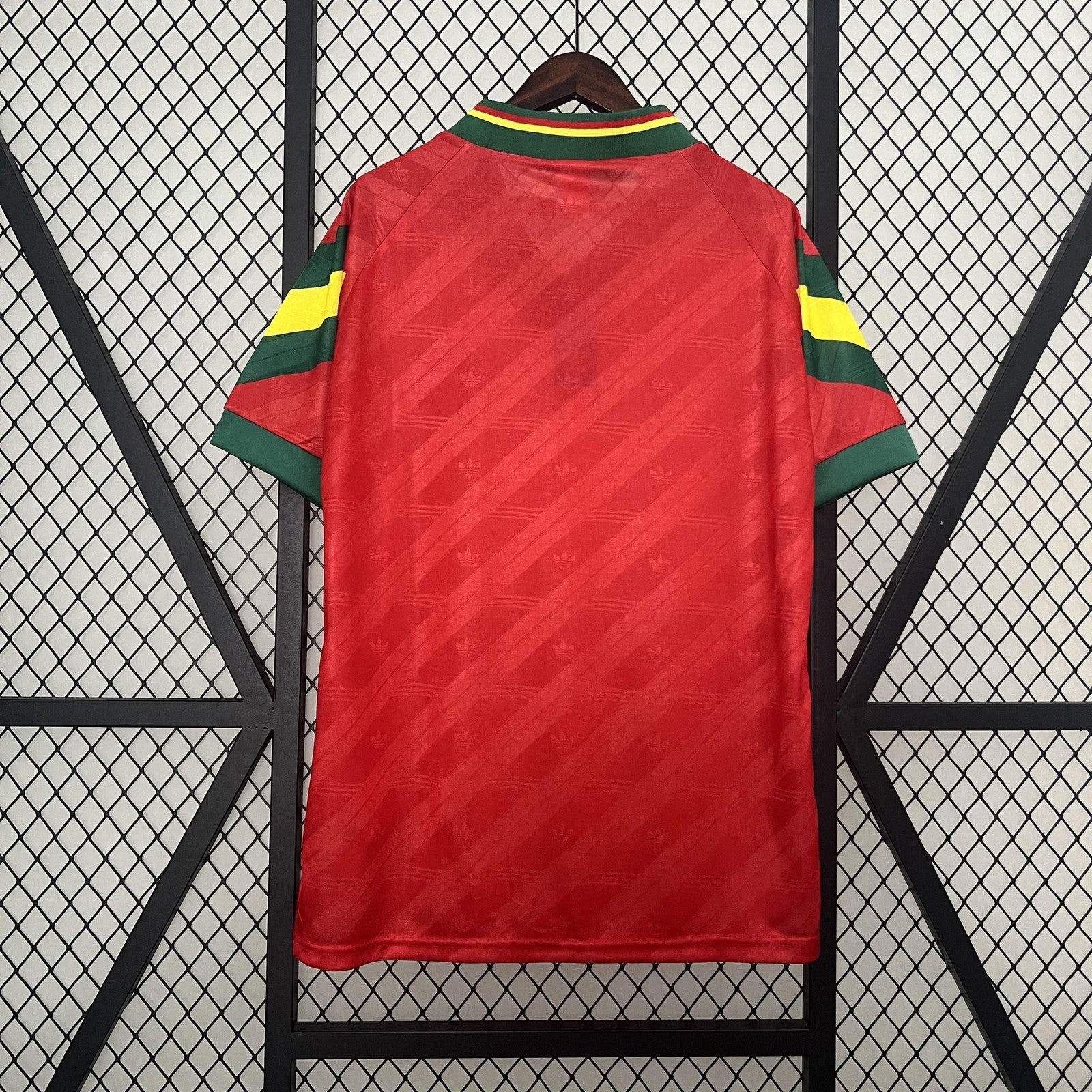 Retro Portugal Home
