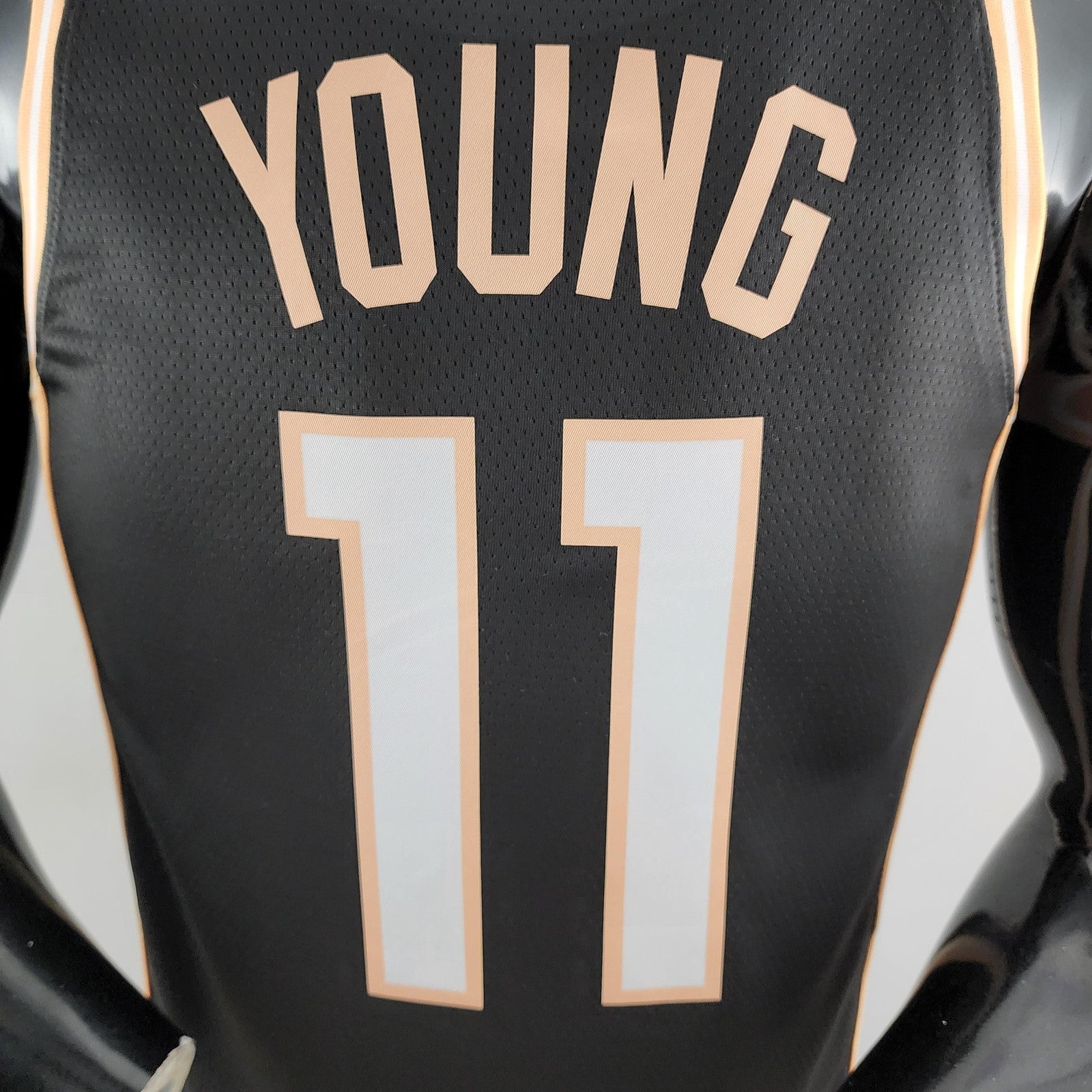 Atlanta Hawks Young #11 Limited Black Nba Jersey