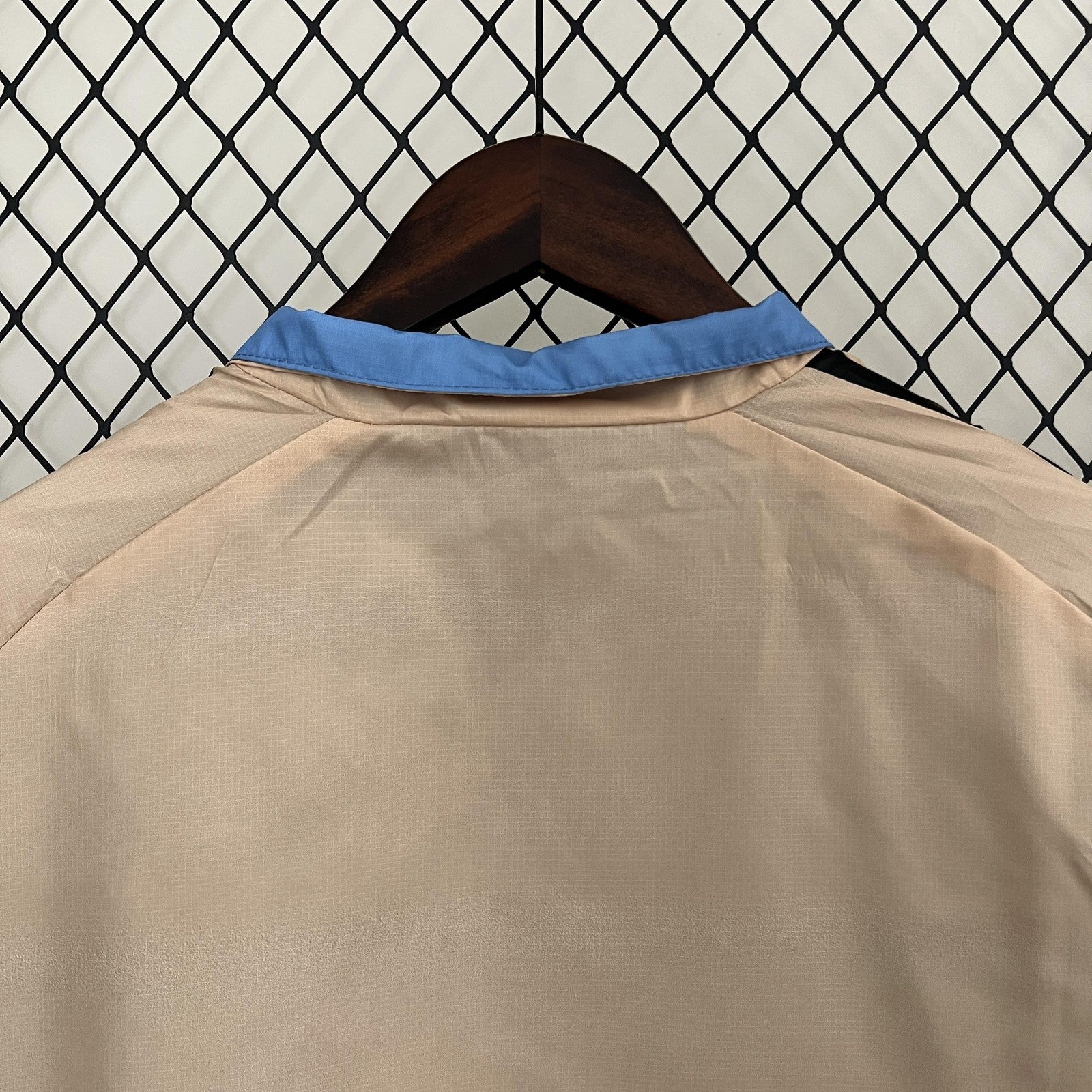 24 25 Real Madrid Trench Coat Reversible 3