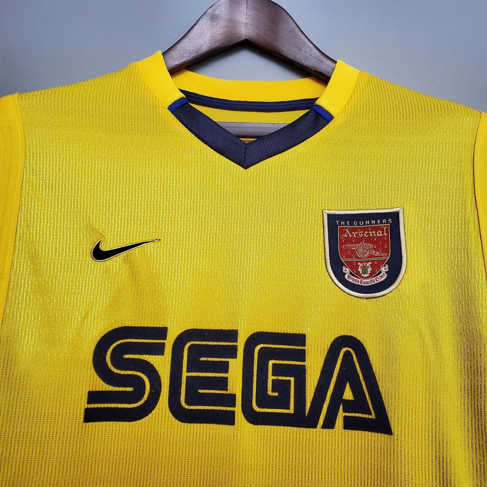 Retro Arsenal 99 00 Away