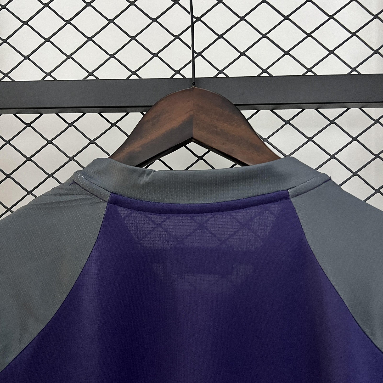 24 25 Spanish Special Edition