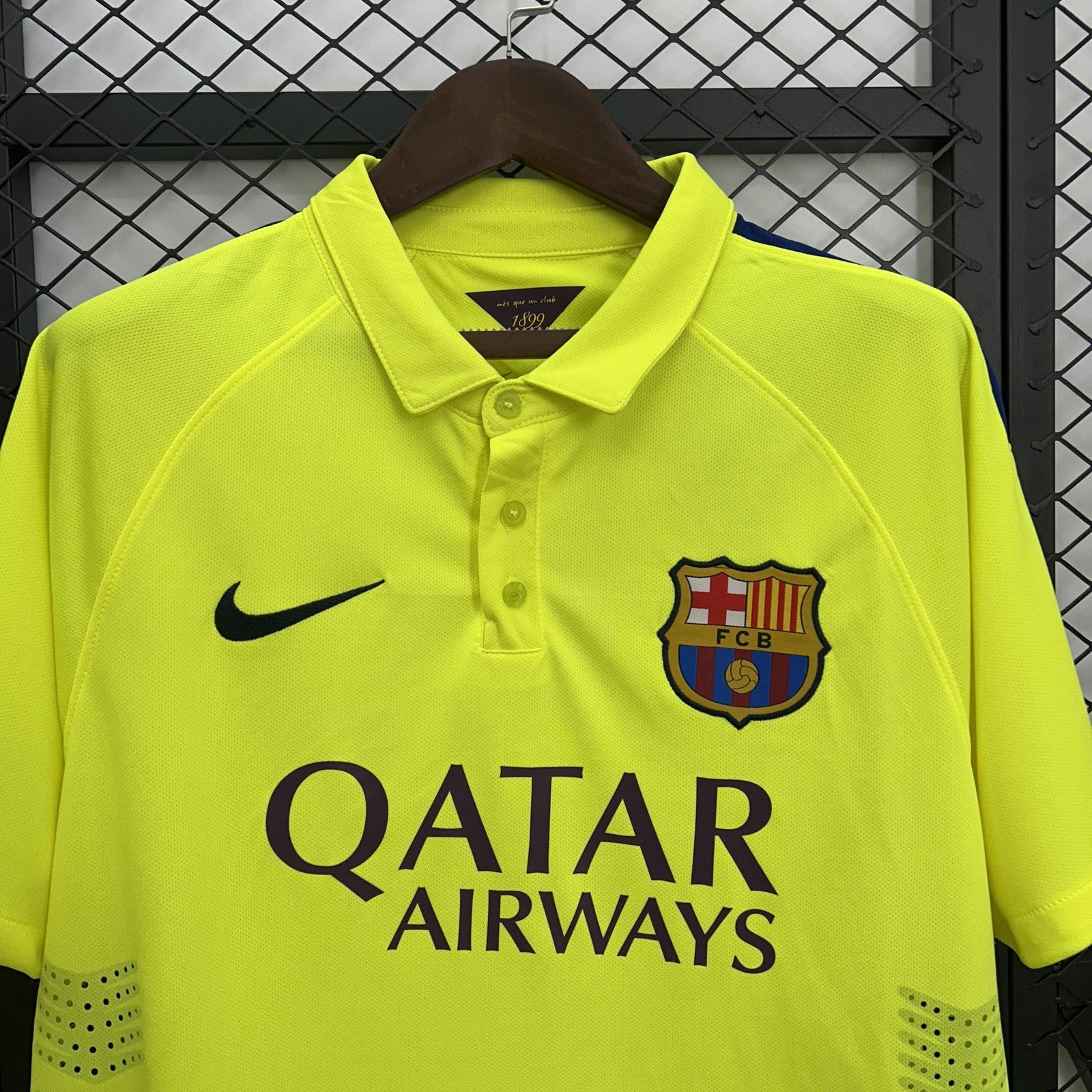 Retro Barcelona 14 15 Third Away