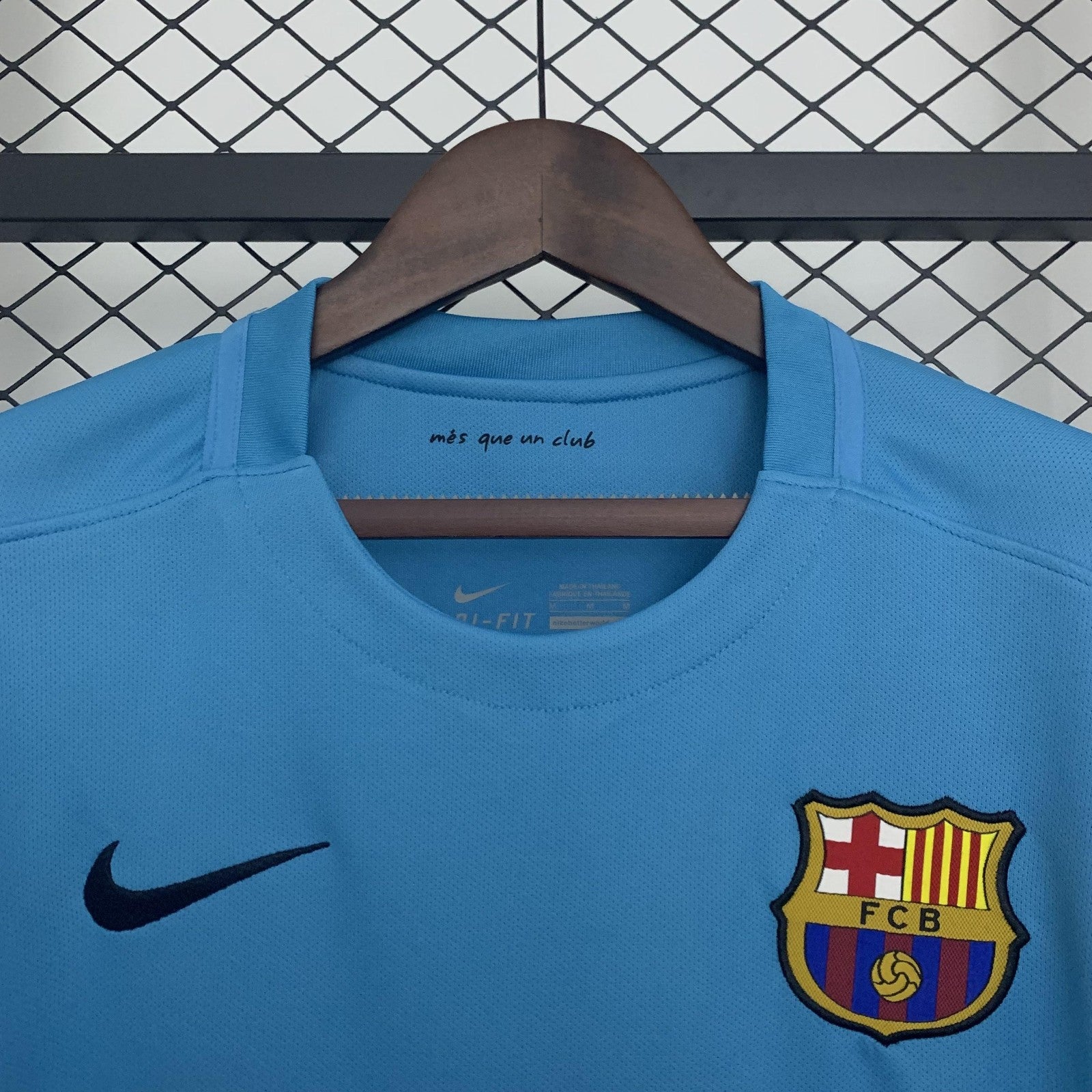 Retro Barcelona 15 16 Third Away