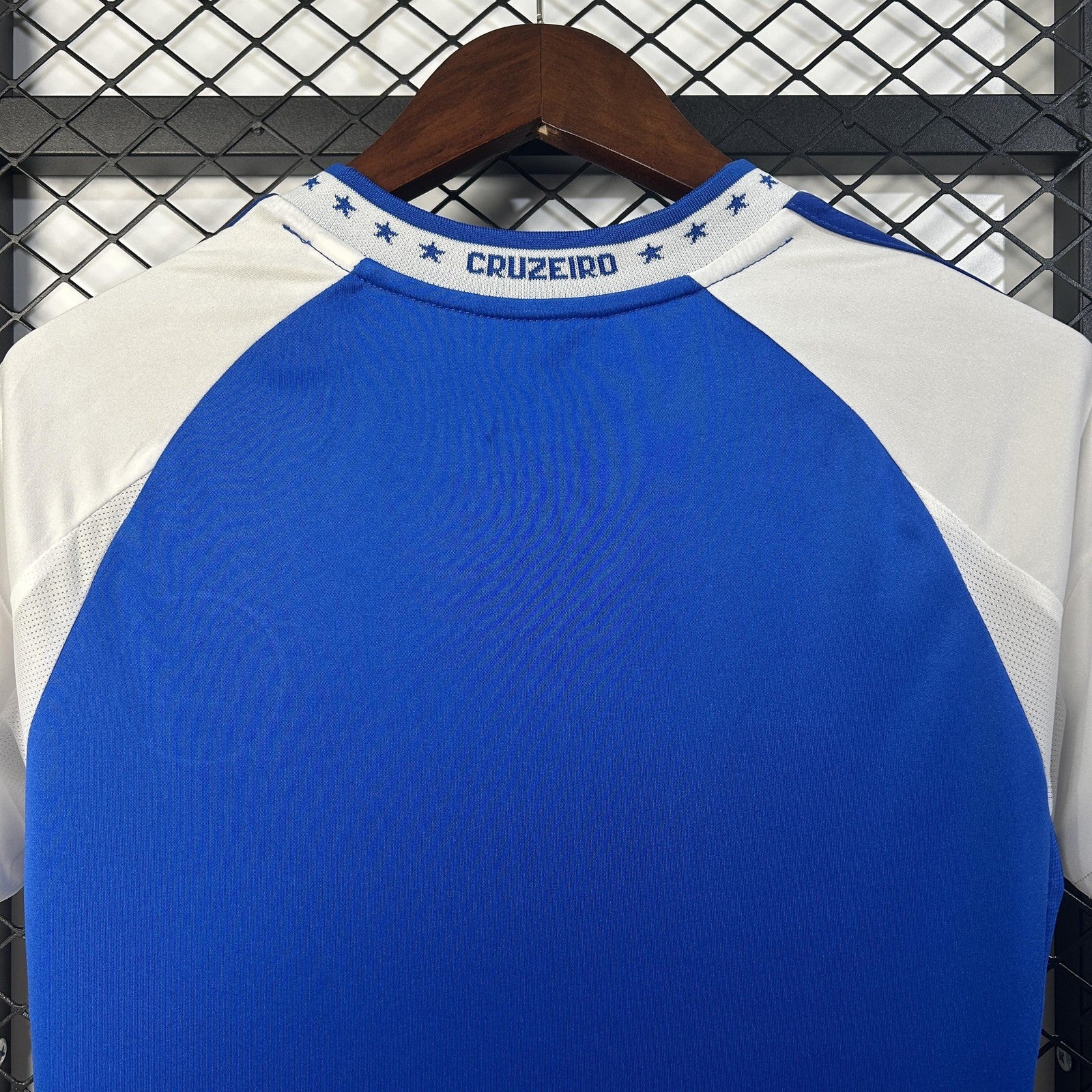 25 26 Women Cruzeiro Home