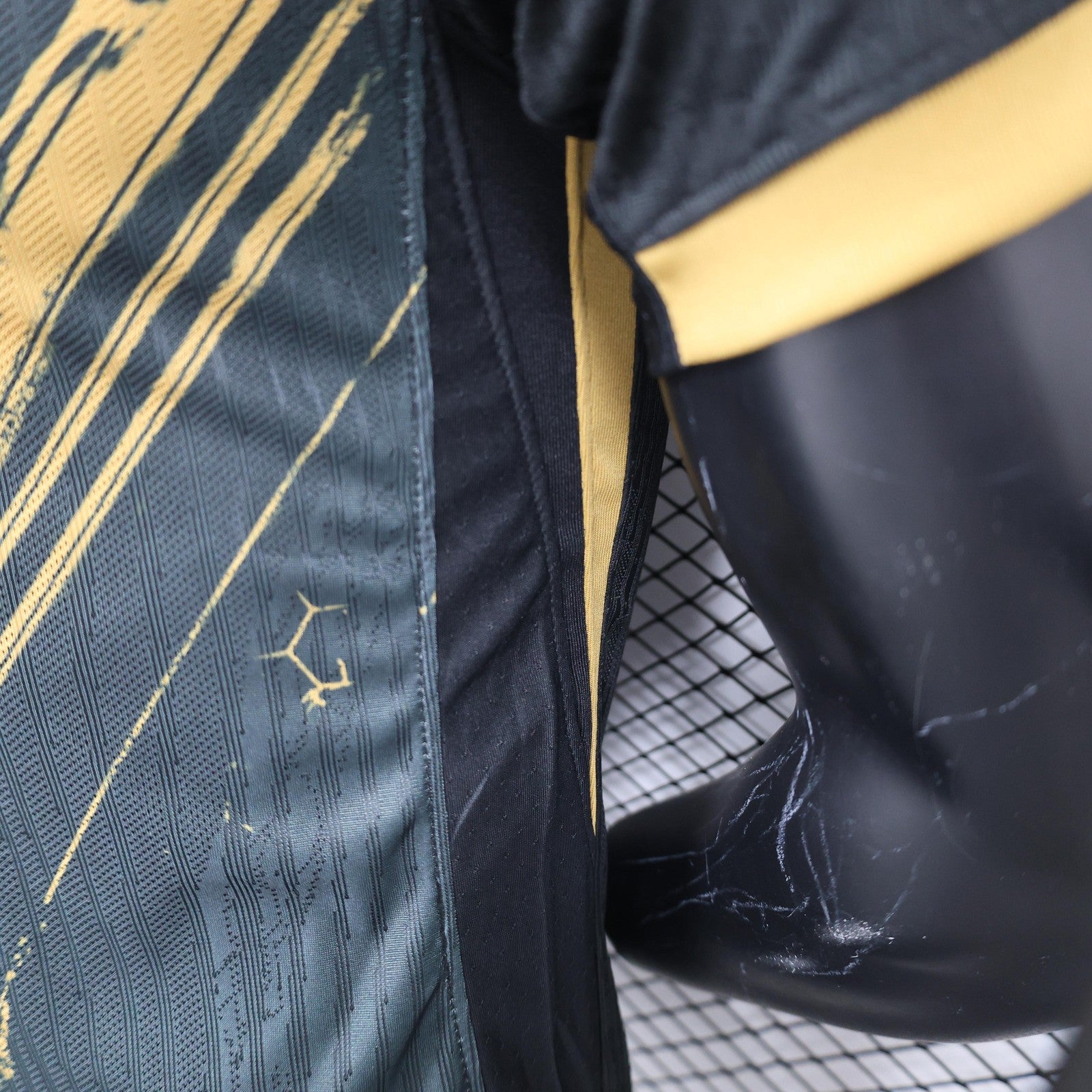 24 25 Player Sporting Lisbon Third Away