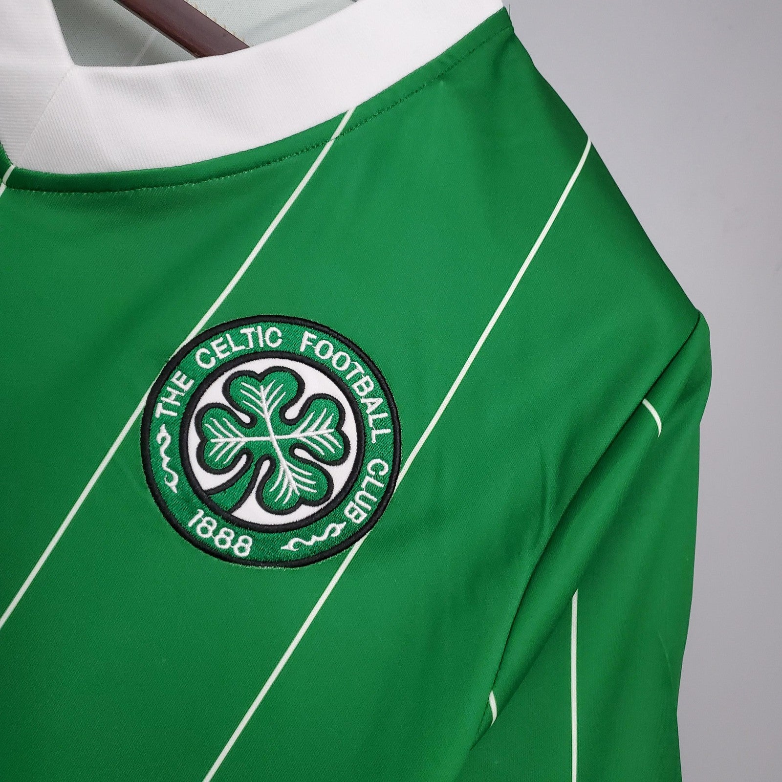 Retro Celtic Home