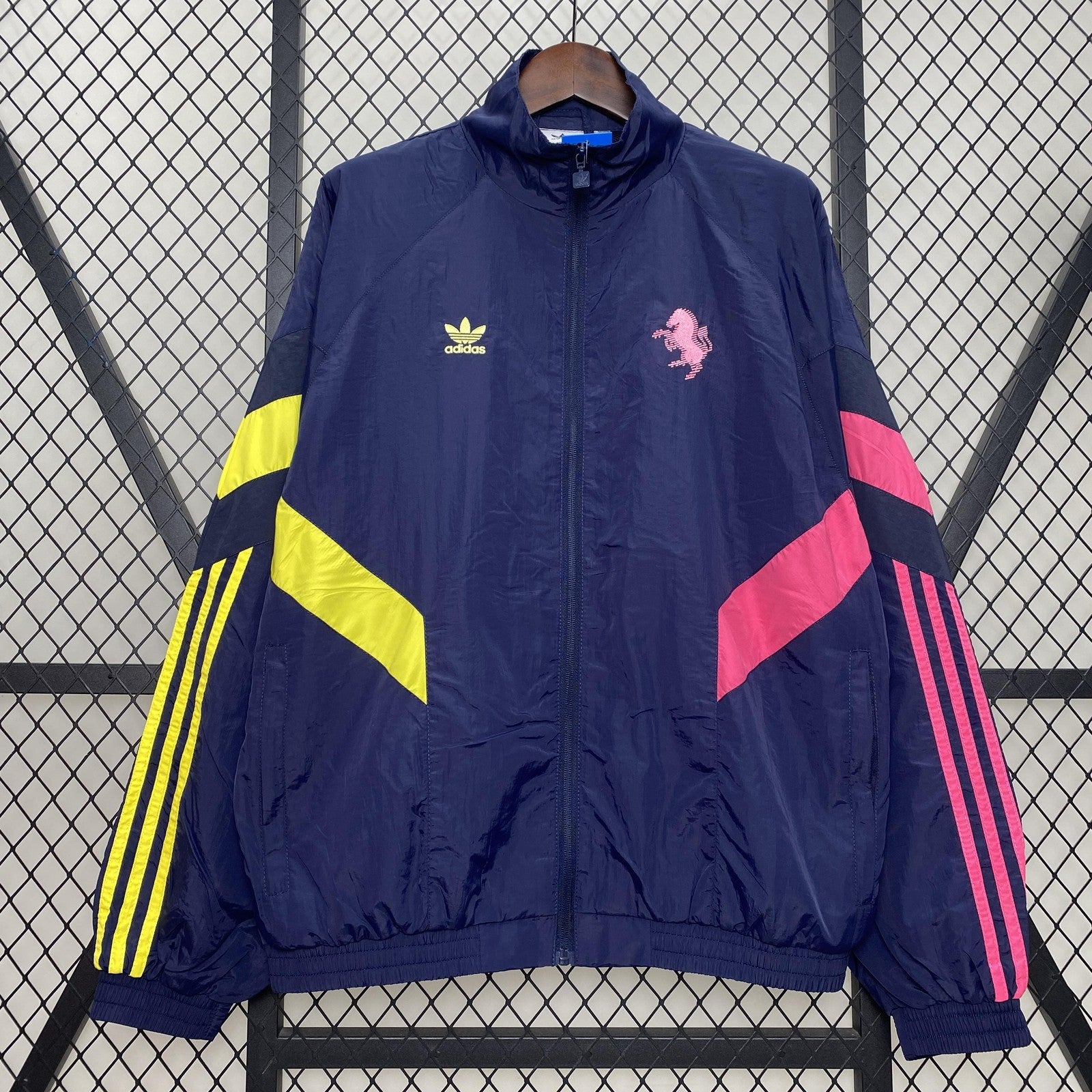 24 25 Chelsea Windbreaker