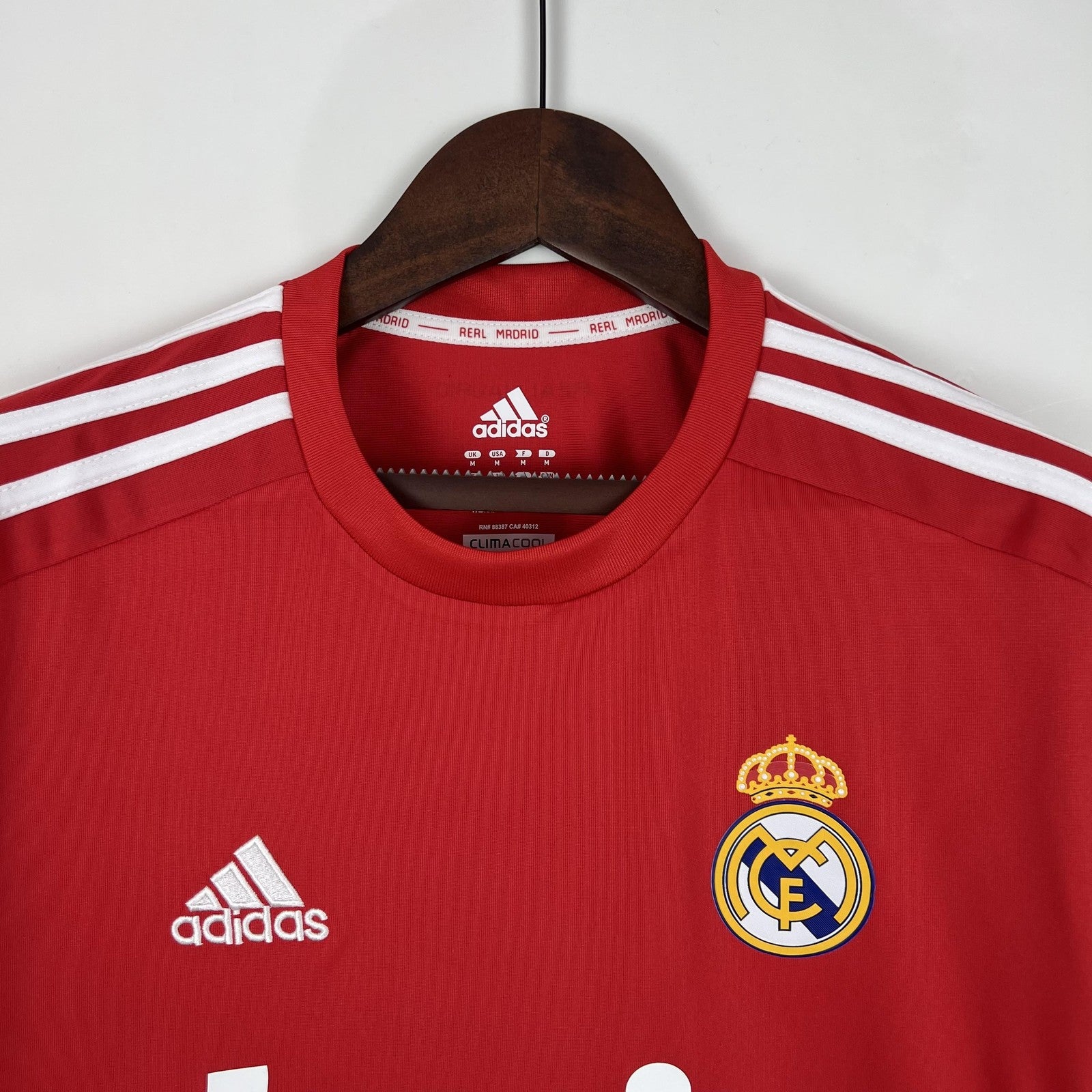 Retro Real Madrid 11 12 Third Away