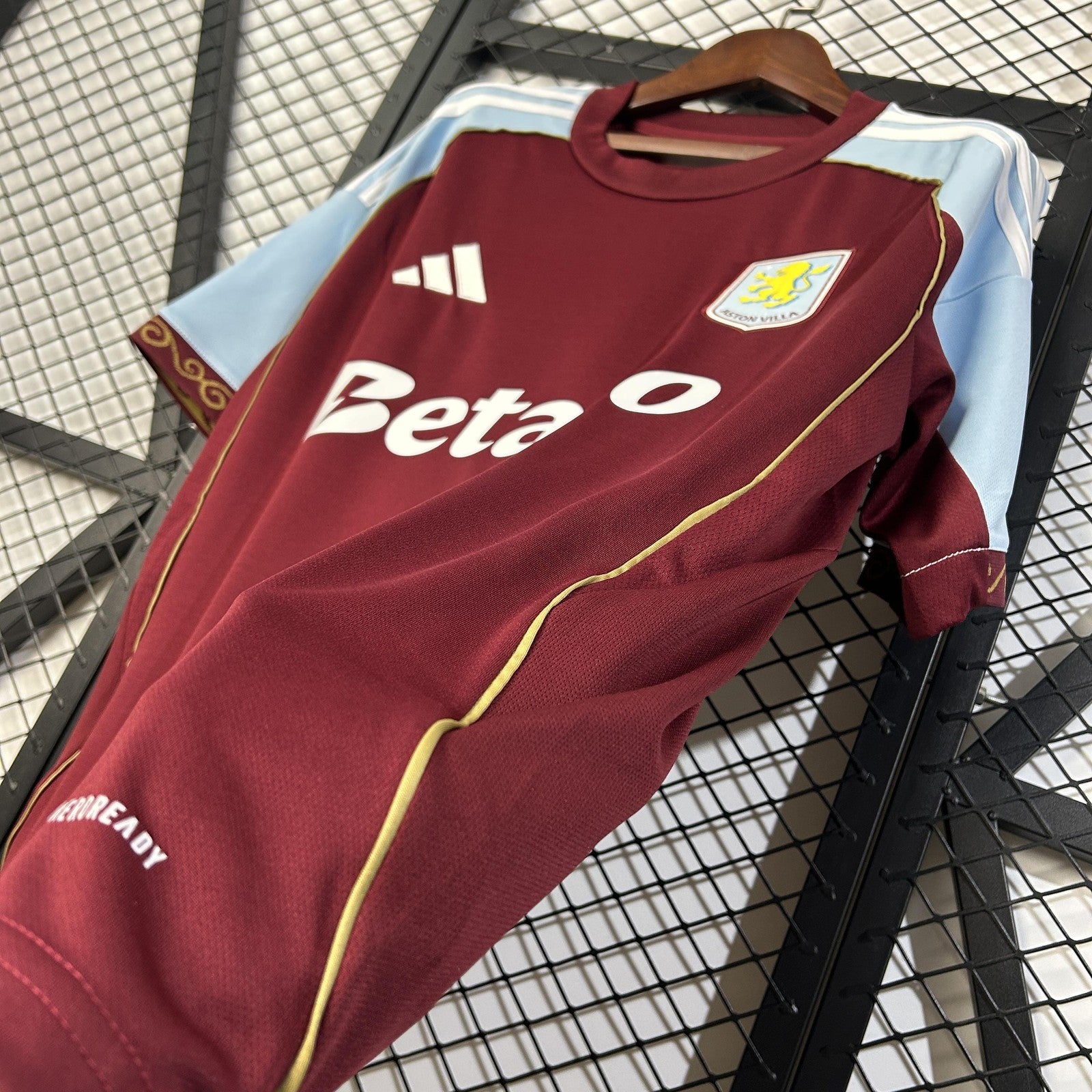 25 26 Aston Villa Home