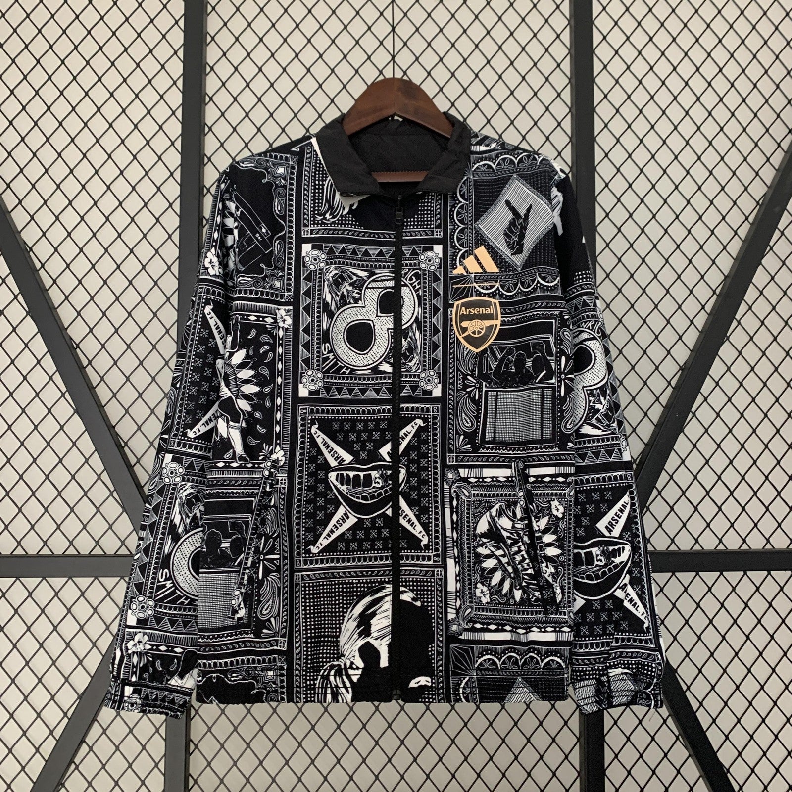 23 24 Arsenal Trench Coat Reversible 2