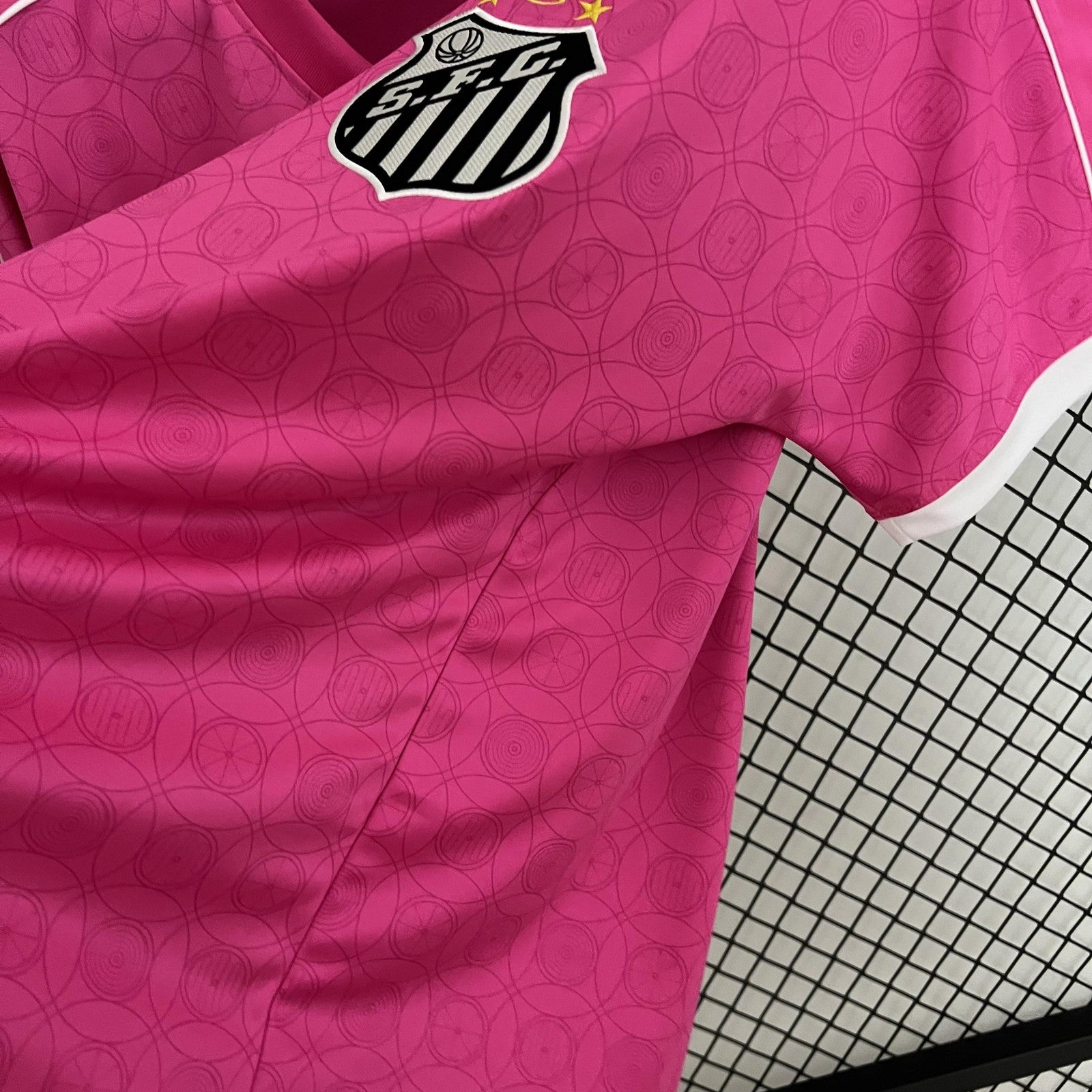 23 24 Santos Pink