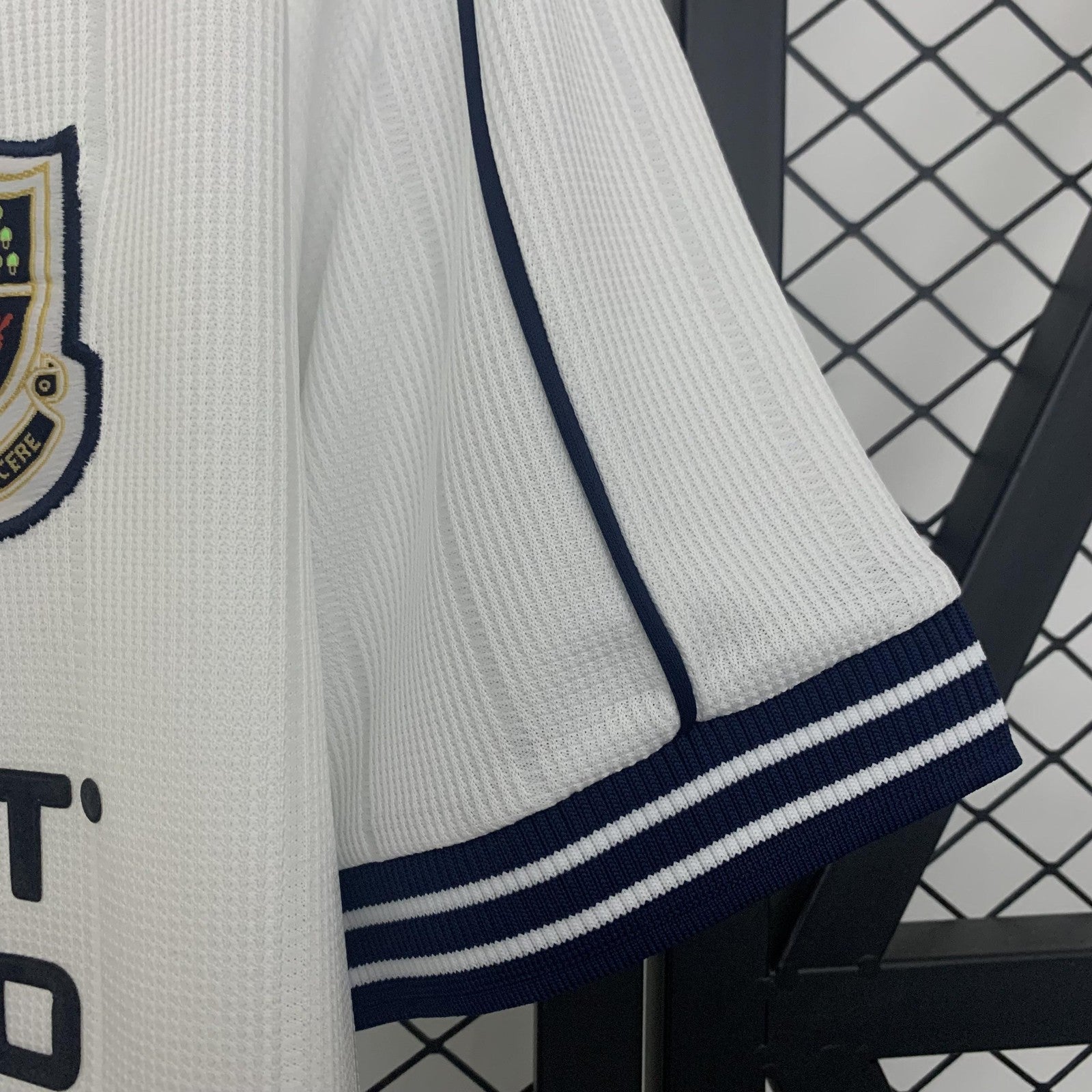 Retro Tottenham 97 99 Home