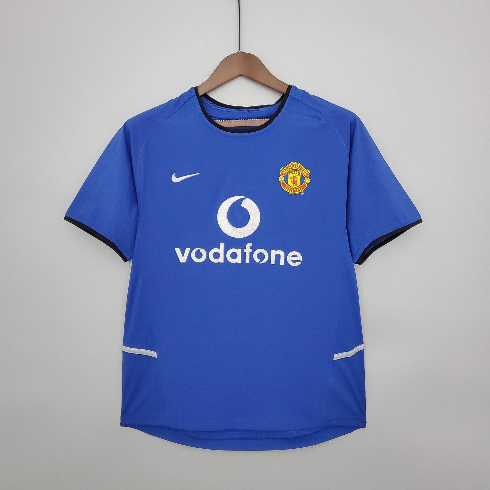 Retro M U 02 04 Away