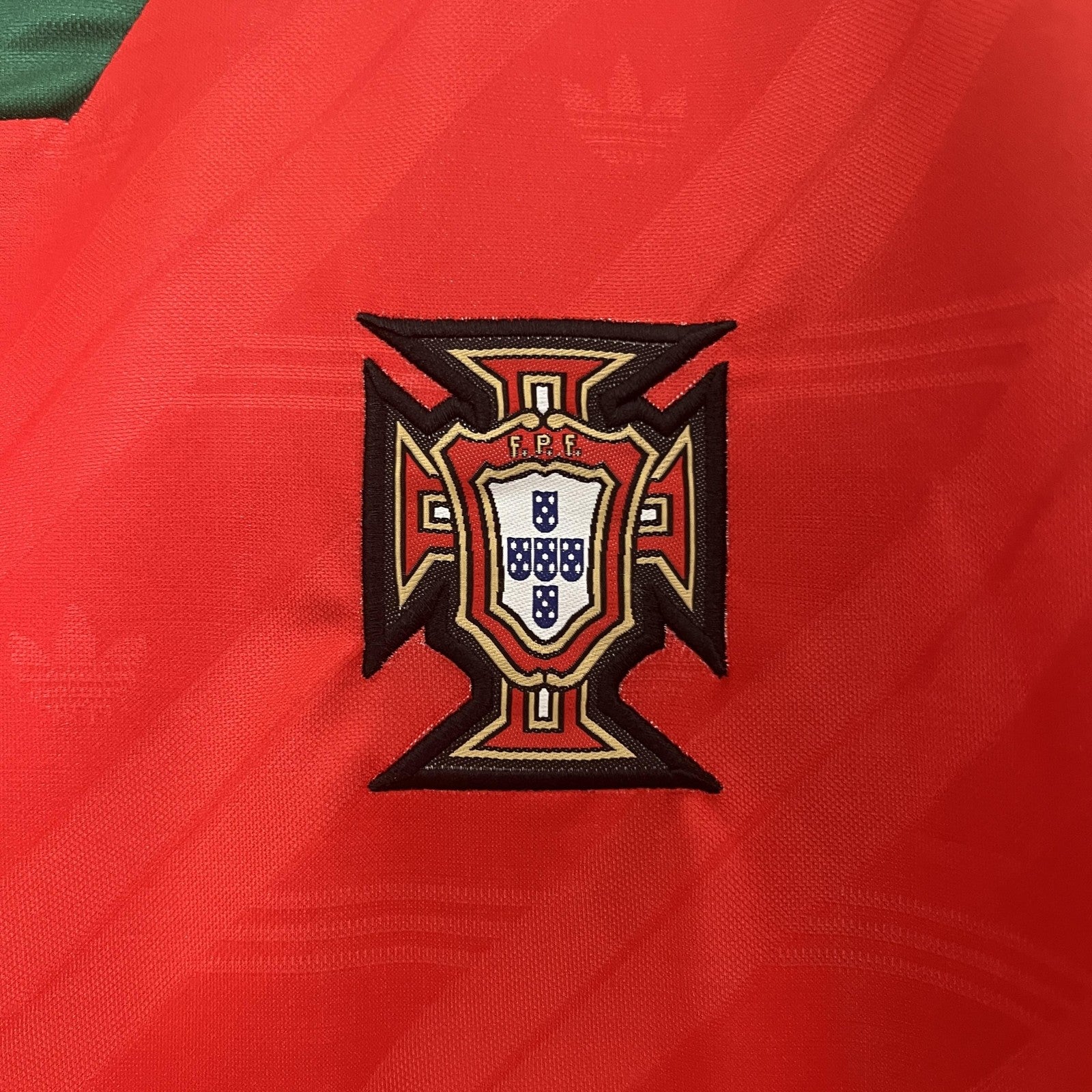Retro Portugal Home