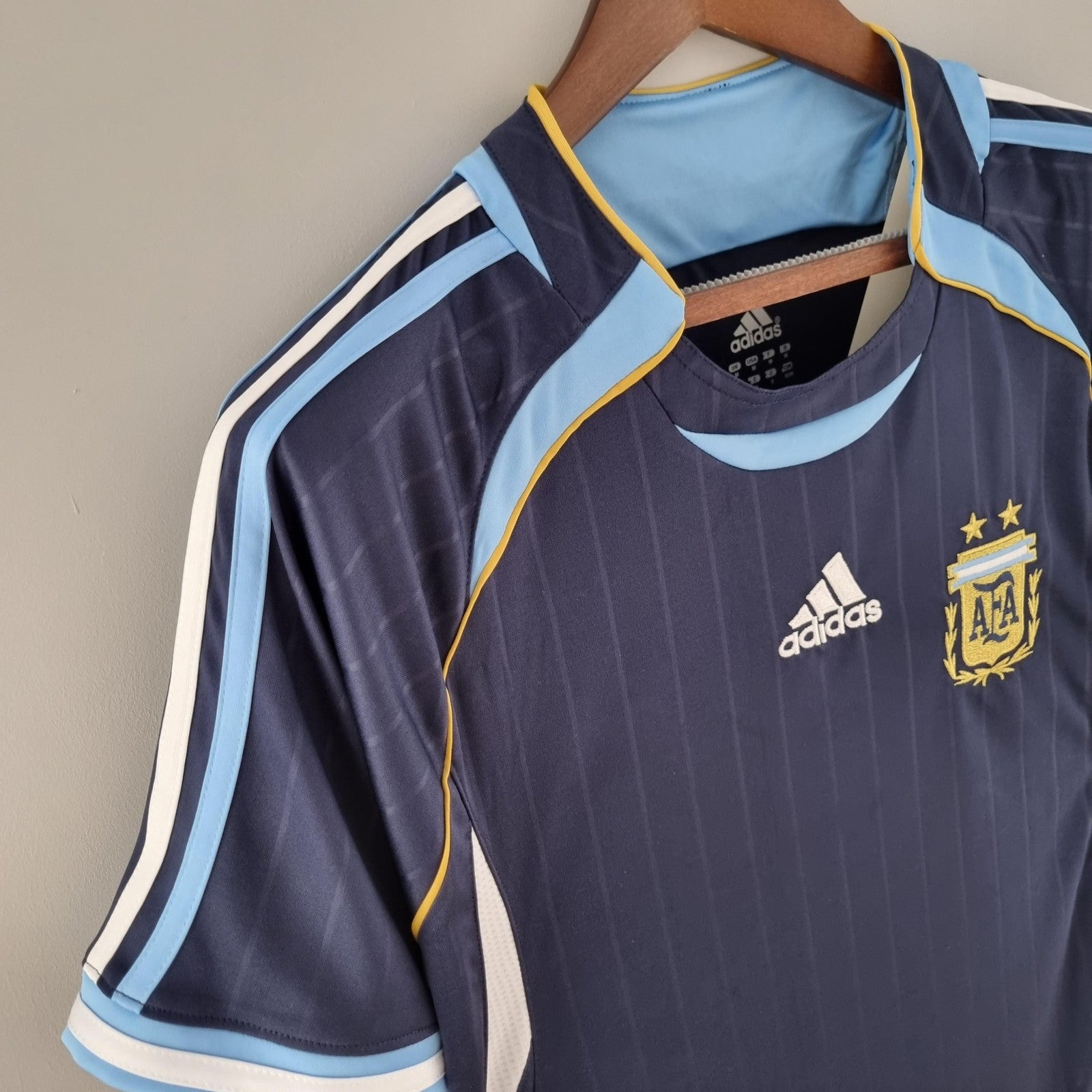 Retro 2006 Argentina Away