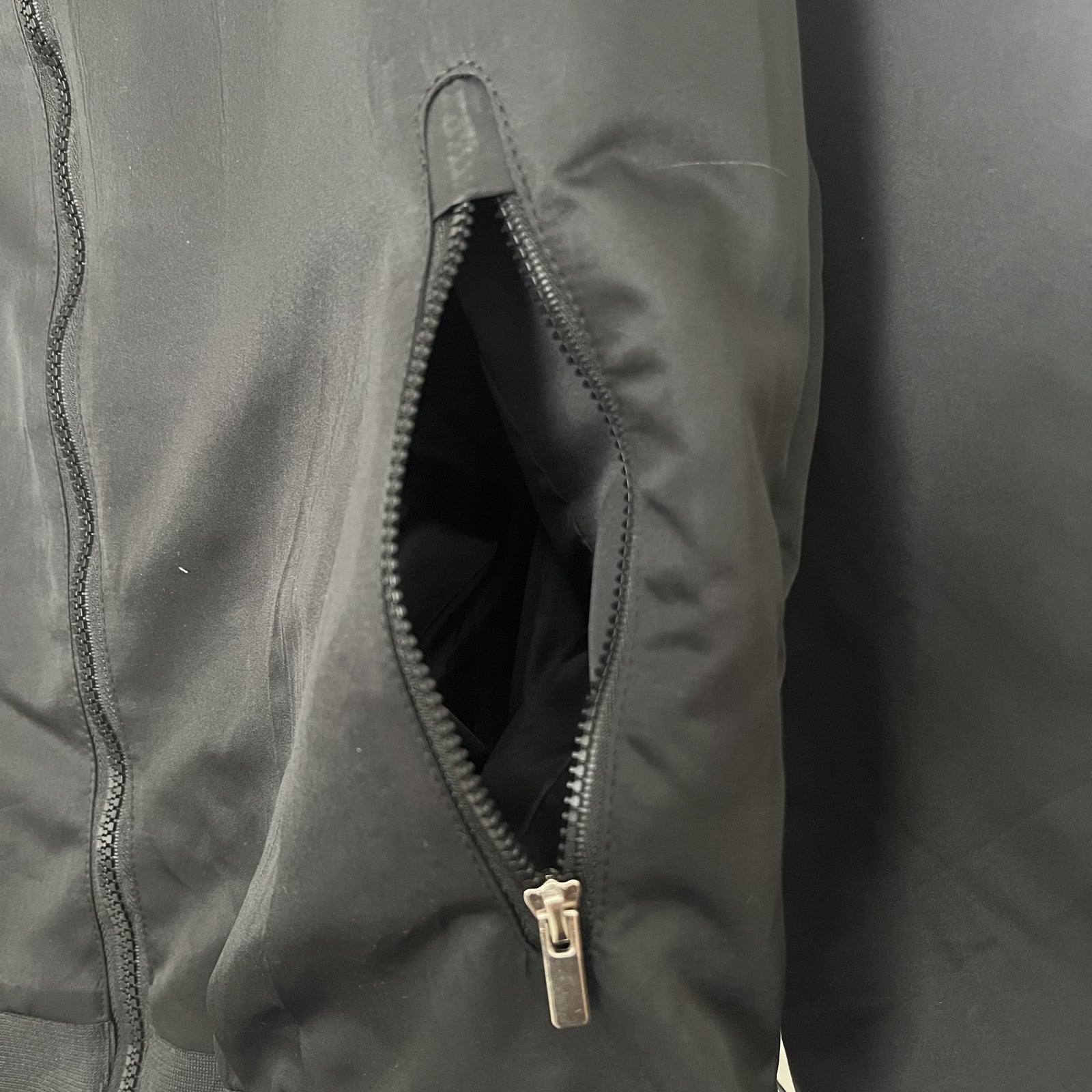 24 25 Corinthians Windbreaker