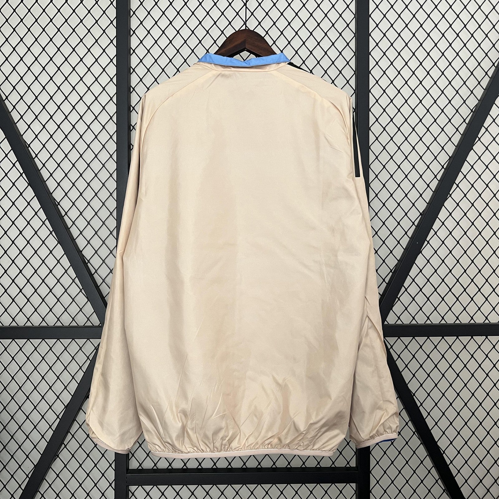 24 25 Real Madrid Trench Coat Reversible 3